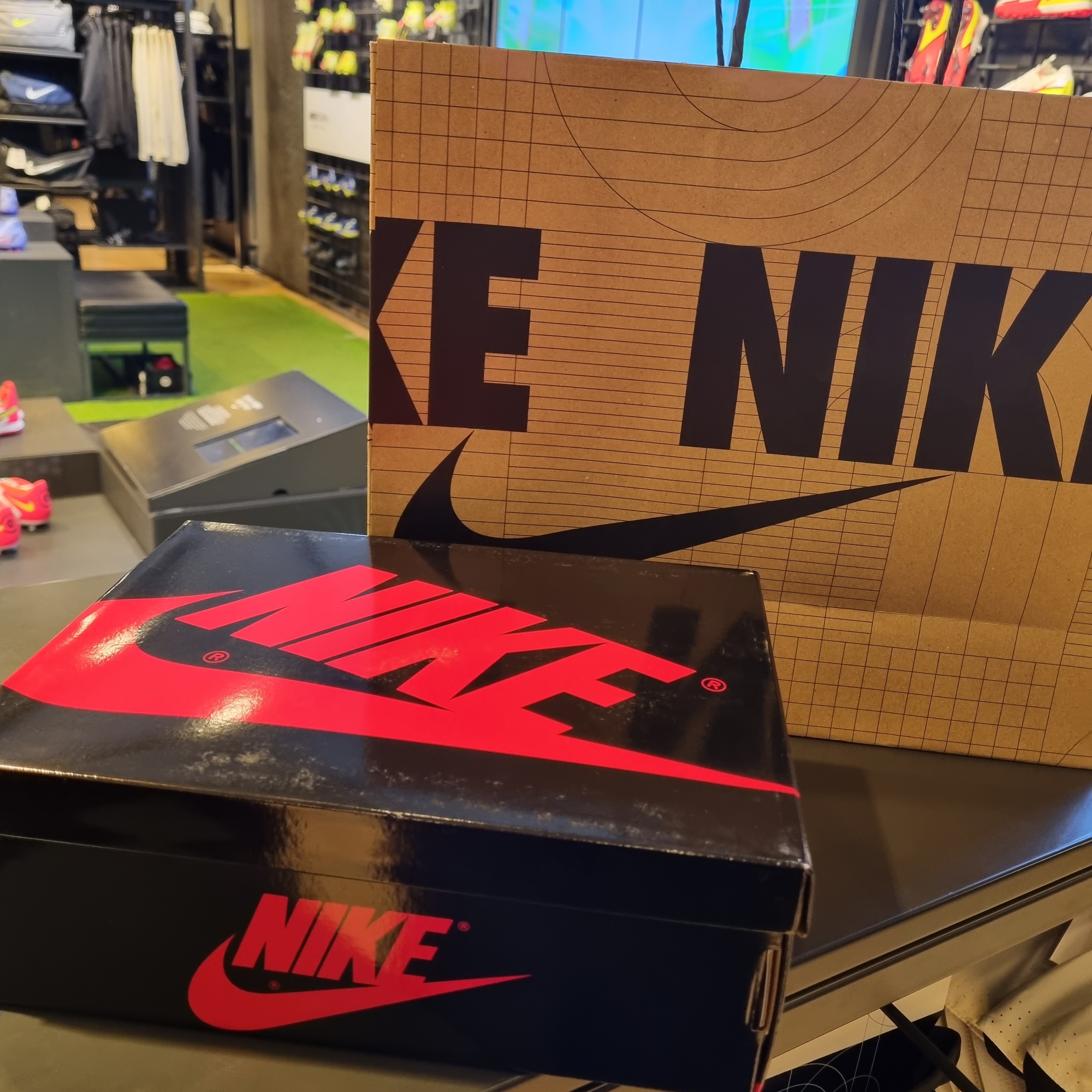 (GS) Jordan 1 Retro High OG Patent Bred 착용 스타일 - 4