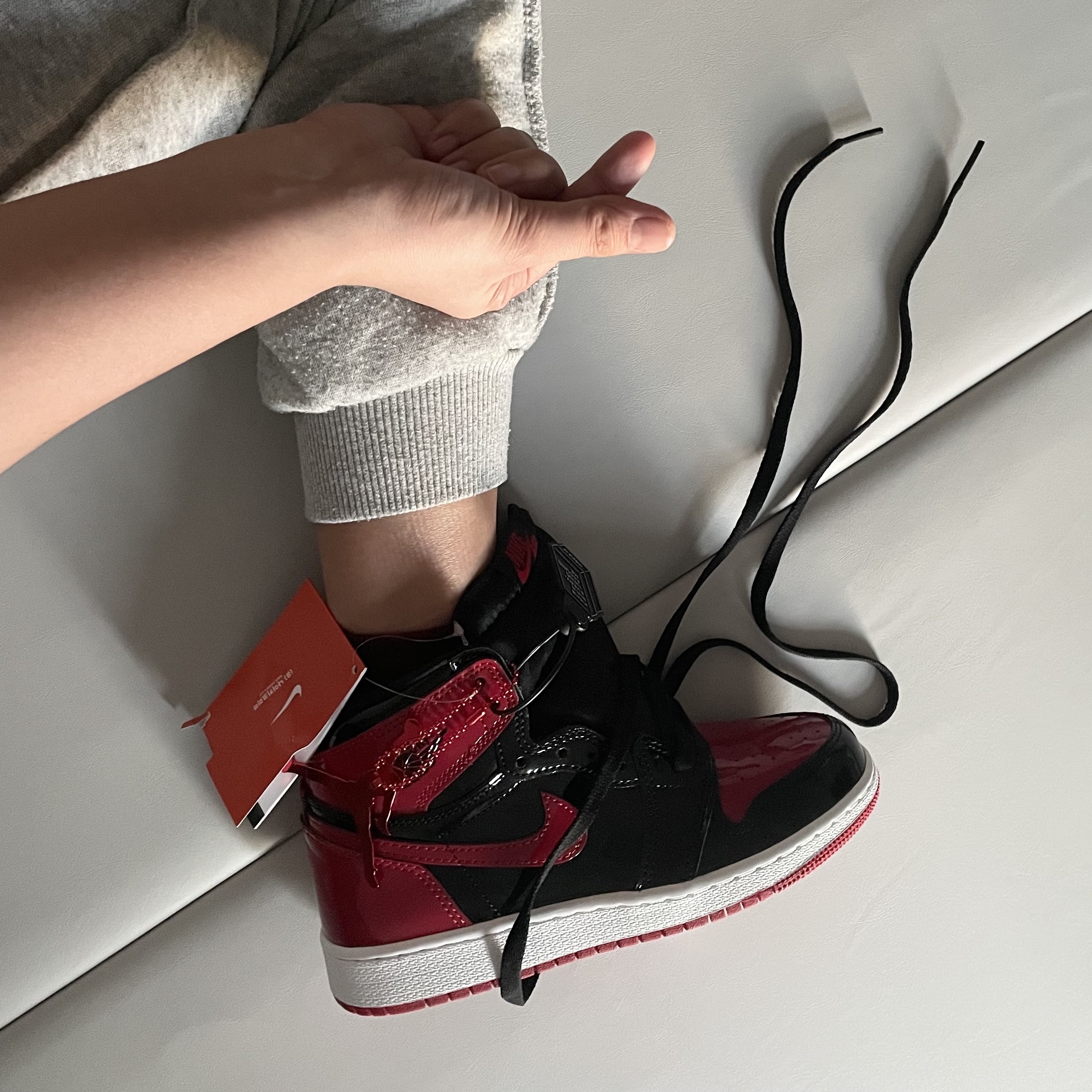(GS) Jordan 1 Retro High OG Patent Bred 착용 스타일