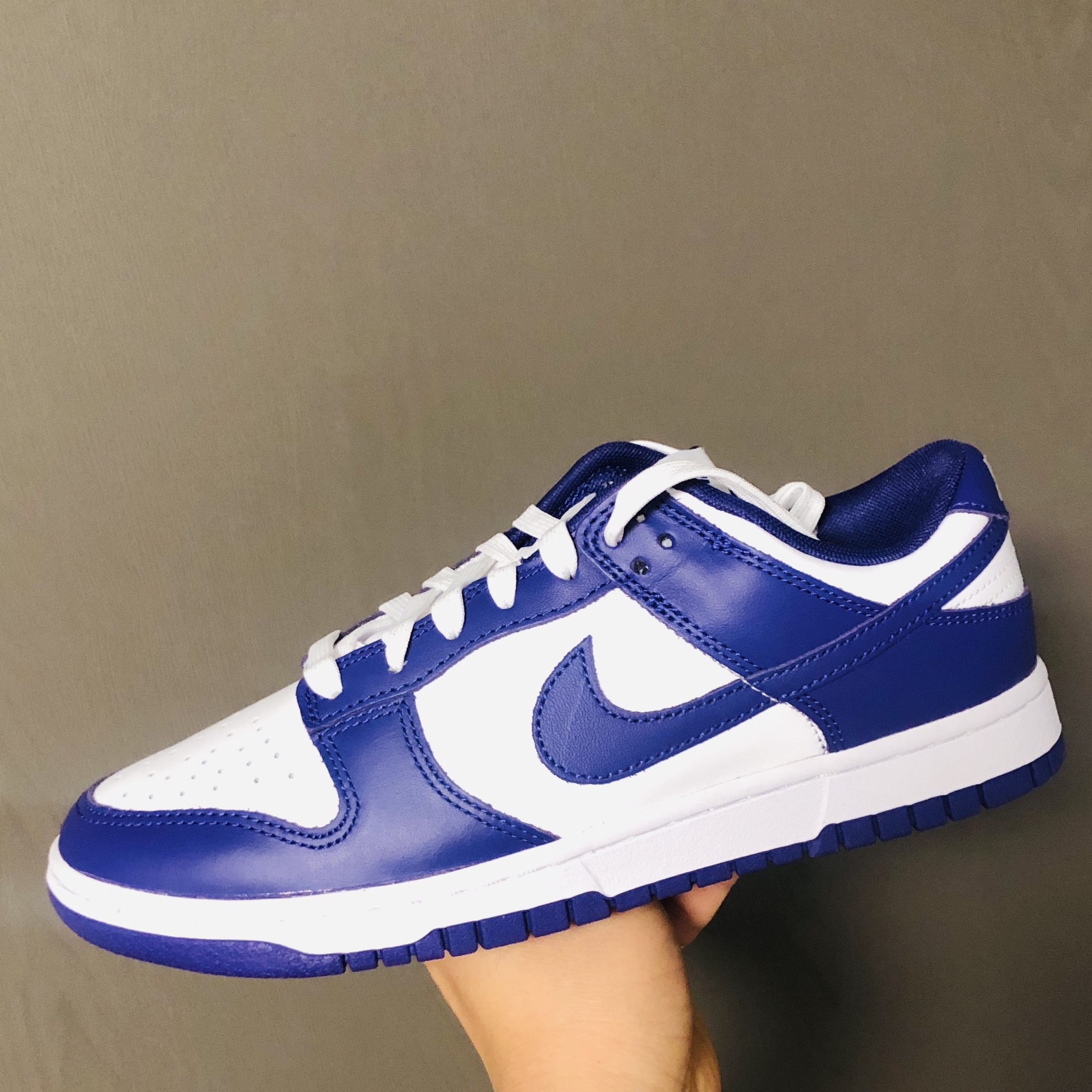 Nike Dunk Low Retro Championship Court Purple 착용 스타일 - 2