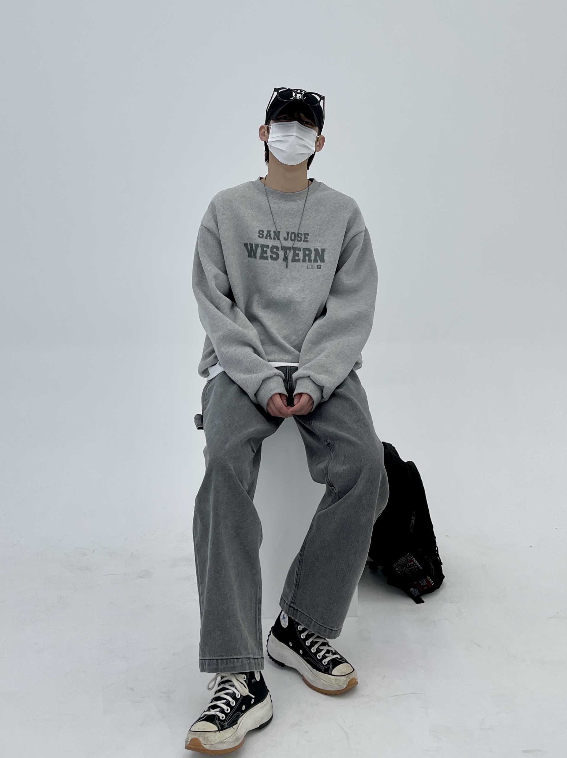 Converse x JW Anderson Run Star Hike Hi Black 착용 스타일
