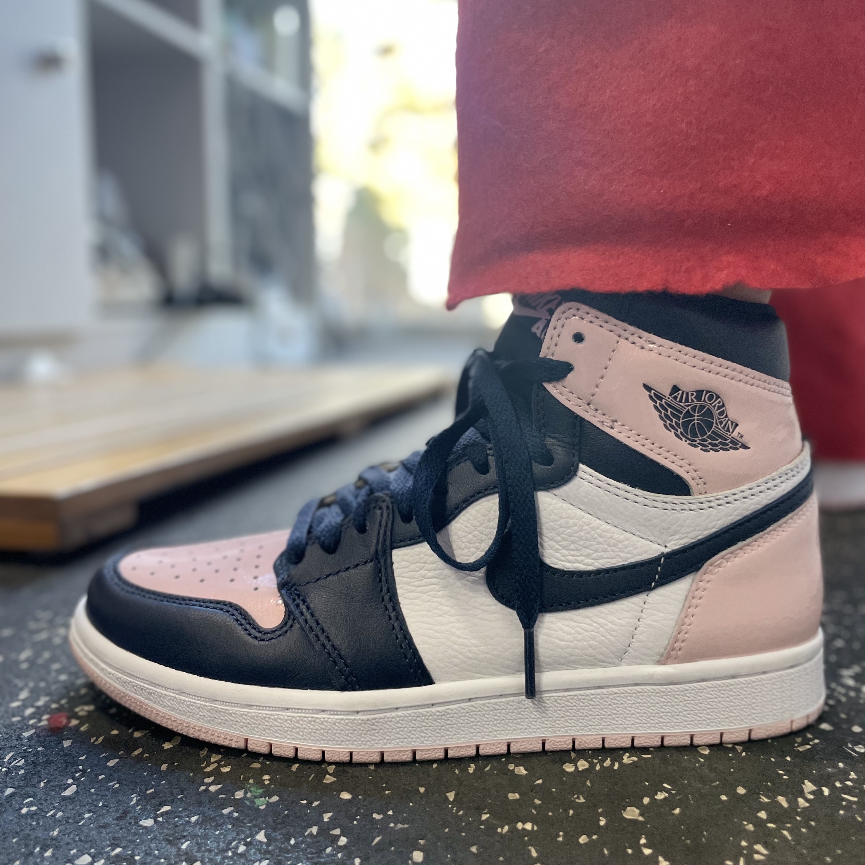 (W) Jordan 1 Retro High OG Atmosphere 착용 스타일