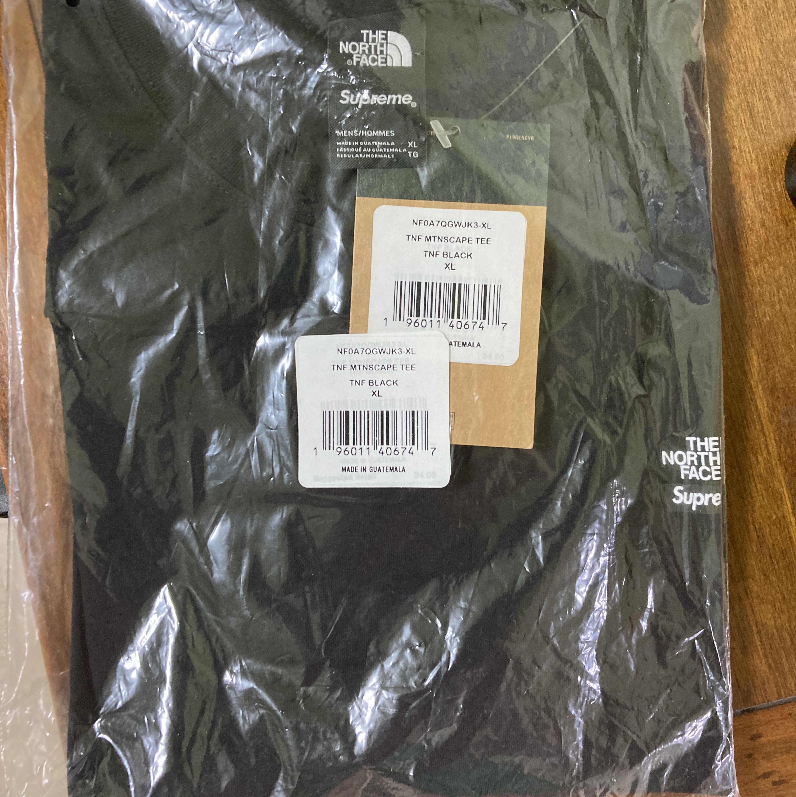 Supreme x The North Face Mountains T-Shirt Black - 21FW 착용 스타일