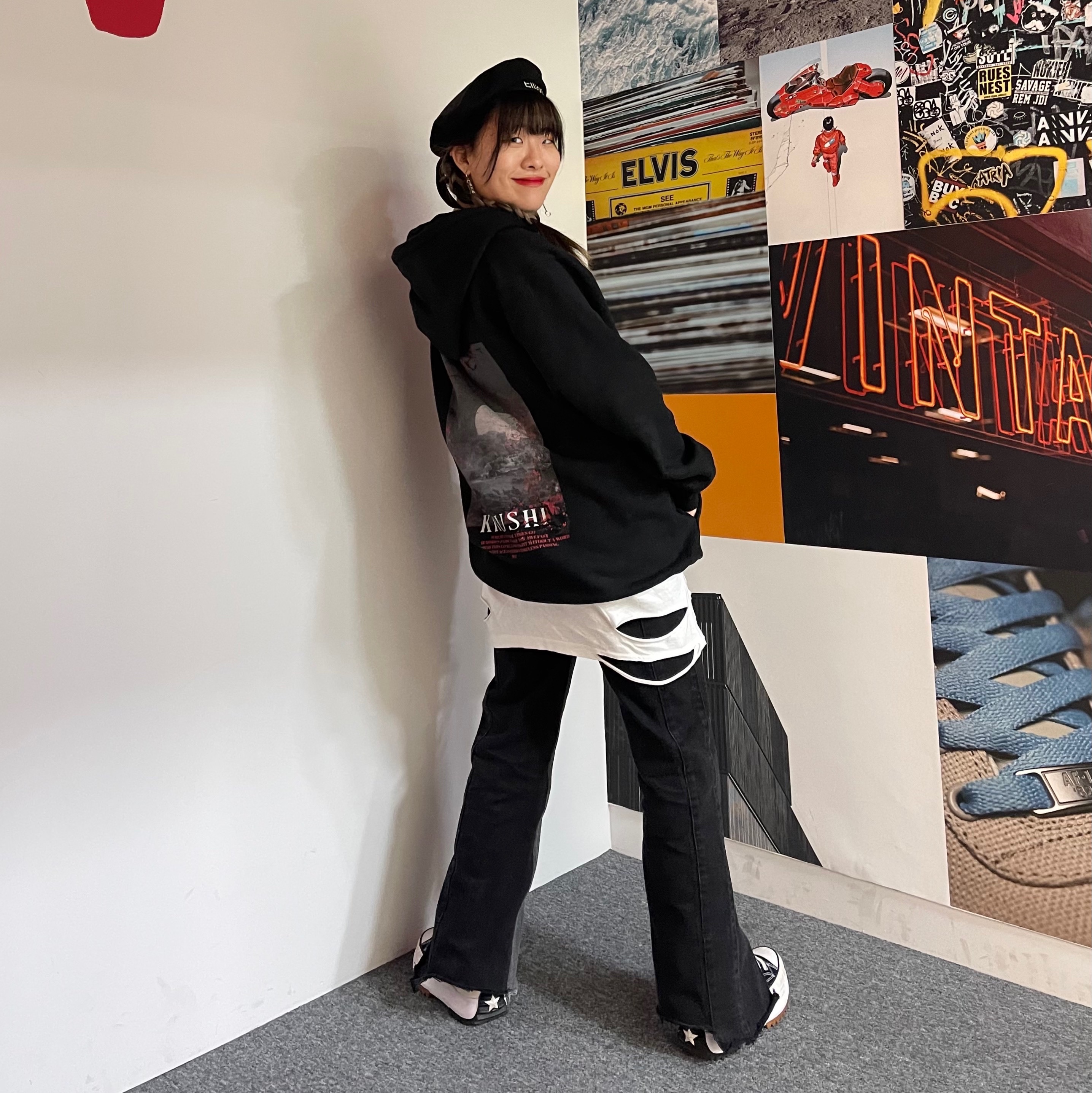 Converse Run Star Hike Hi Black White Gum 착용 스타일 - 1