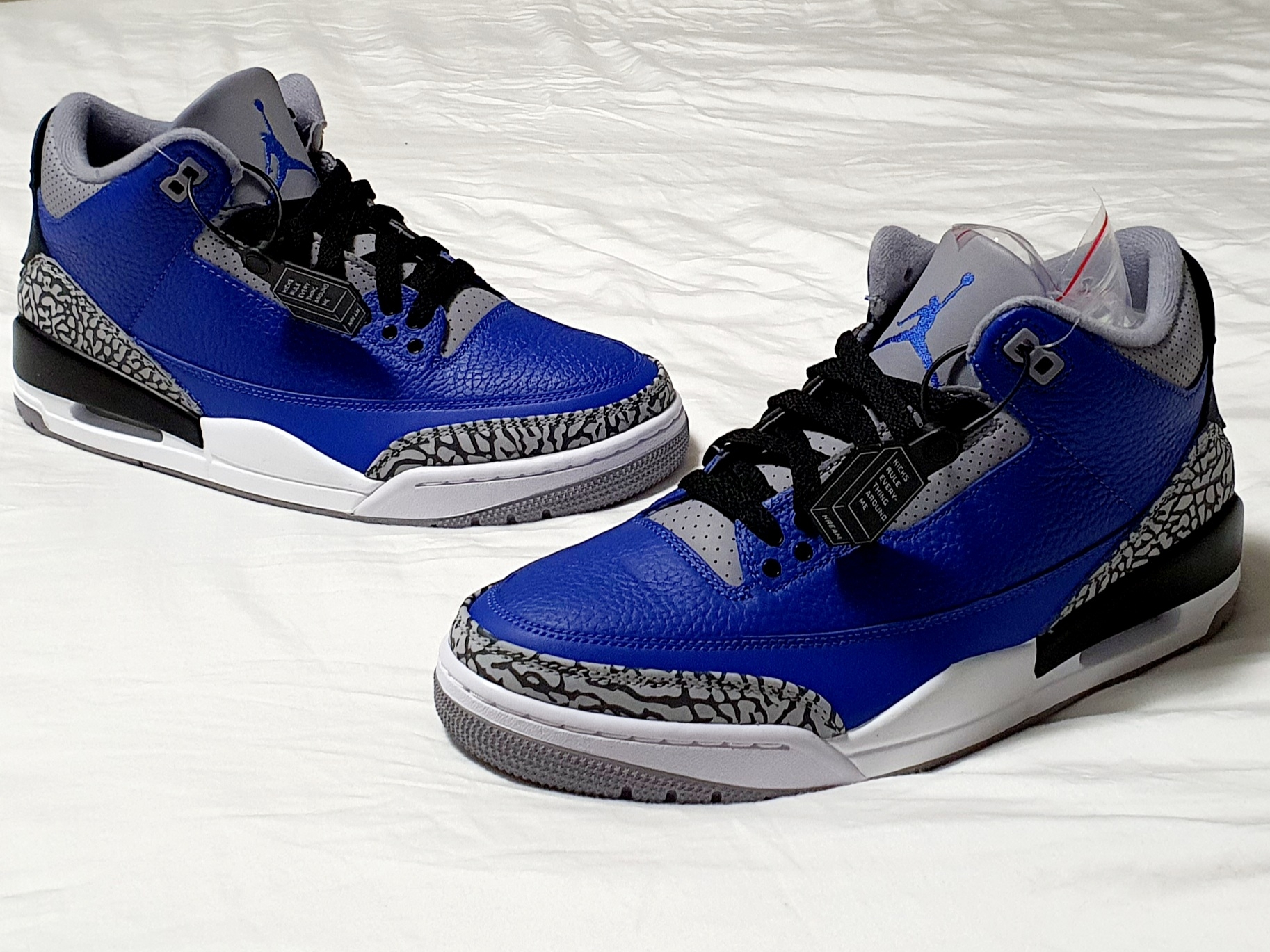 Jordan 3 Retro Varsity Royal Cement 착용 스타일 - 4