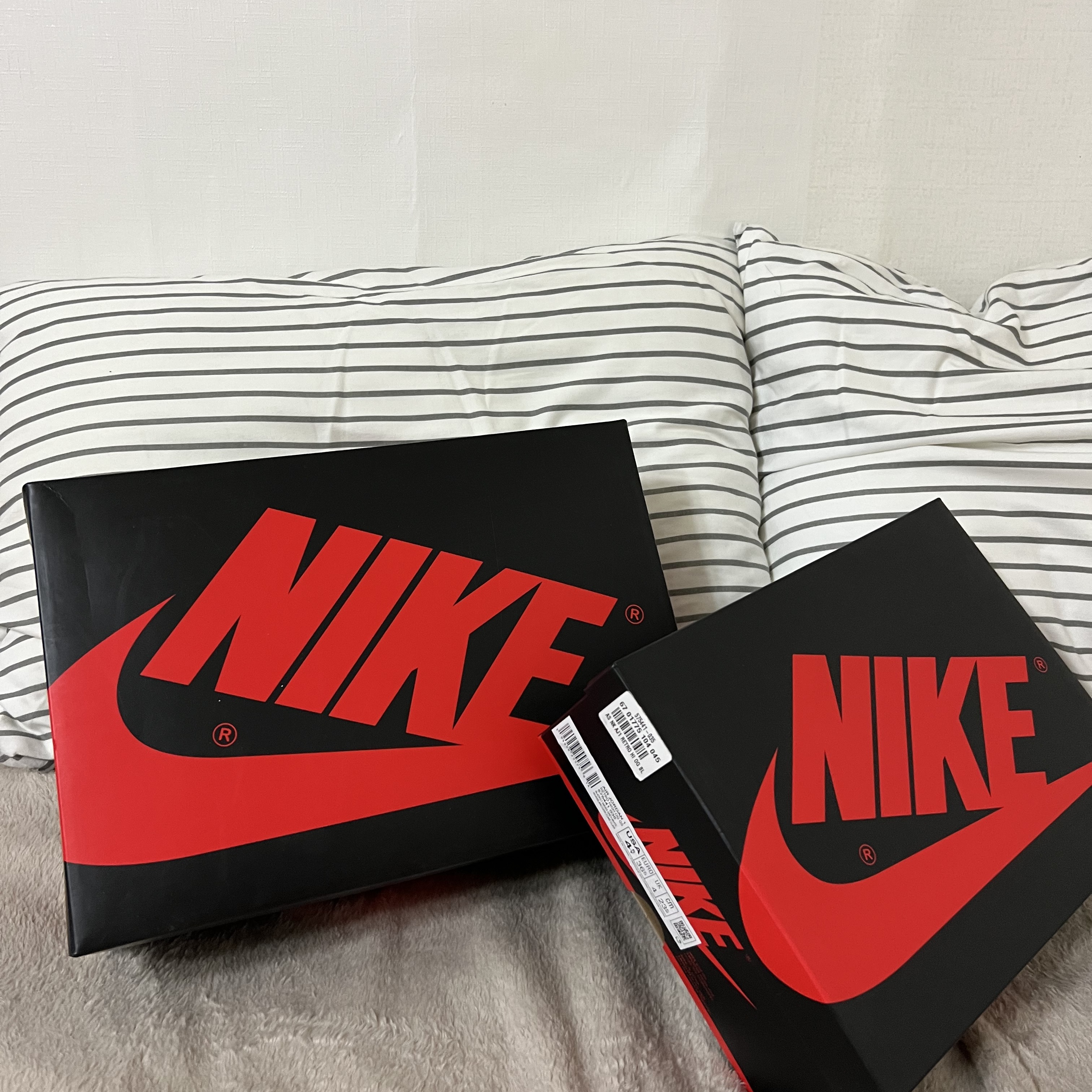 (GS) Jordan 1 Retro High OG Shadow 2.0, Jordan 1 Retro High OG Shadow 2.0 착용 스타일 - 2