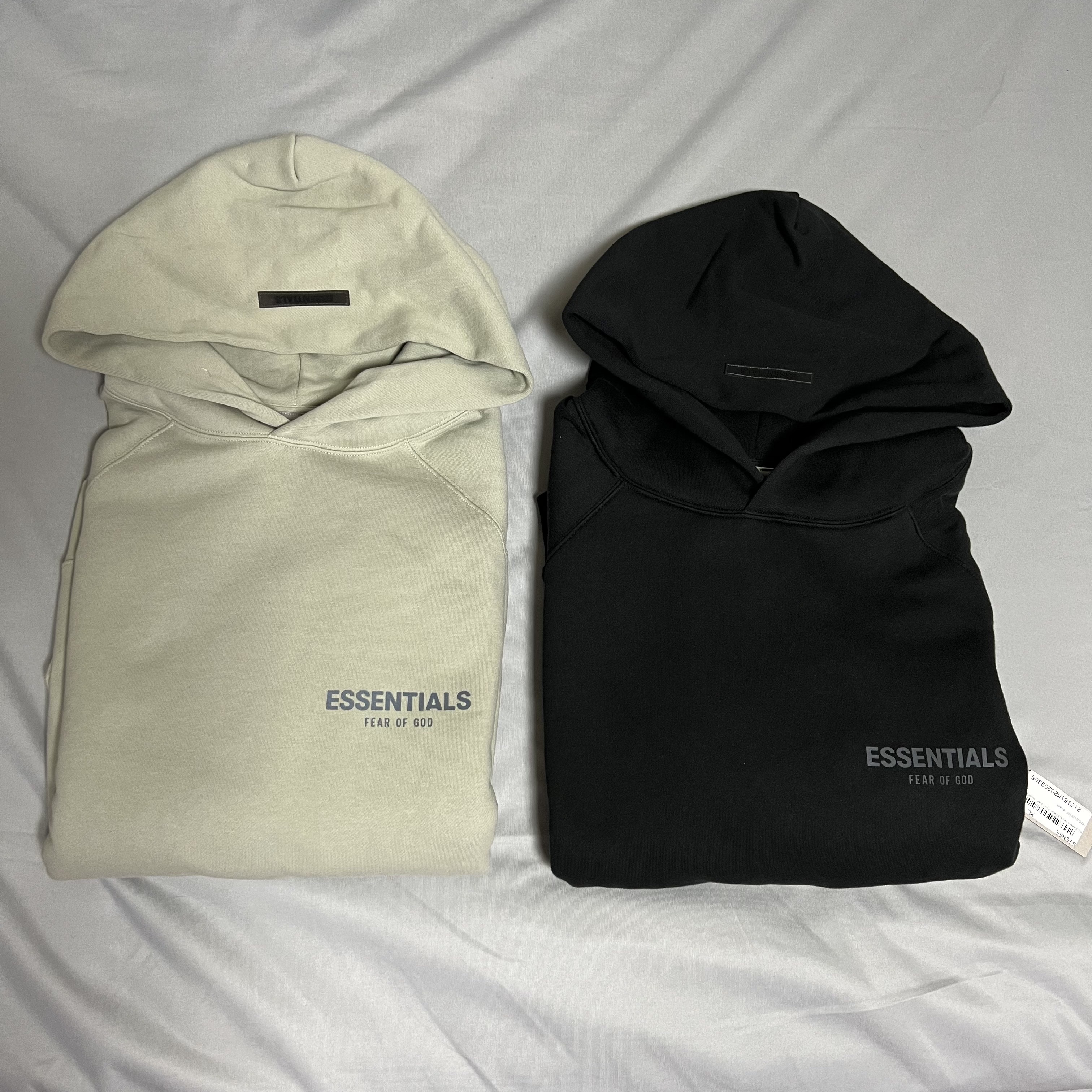 Essentials The Core Collection Pullover Hoodie Black 착용 스타일