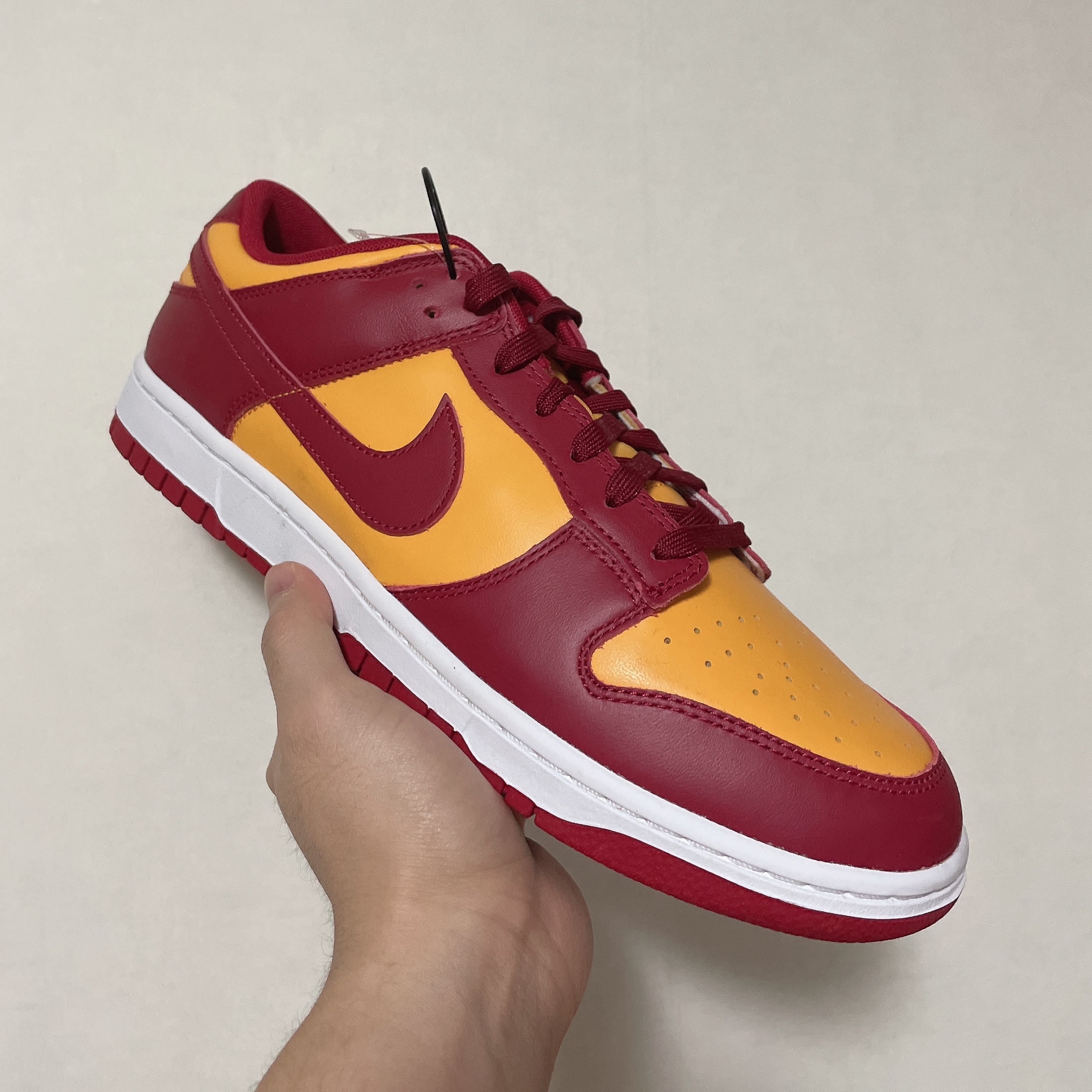 Nike Dunk Low Retro Championship Gold 착용 스타일