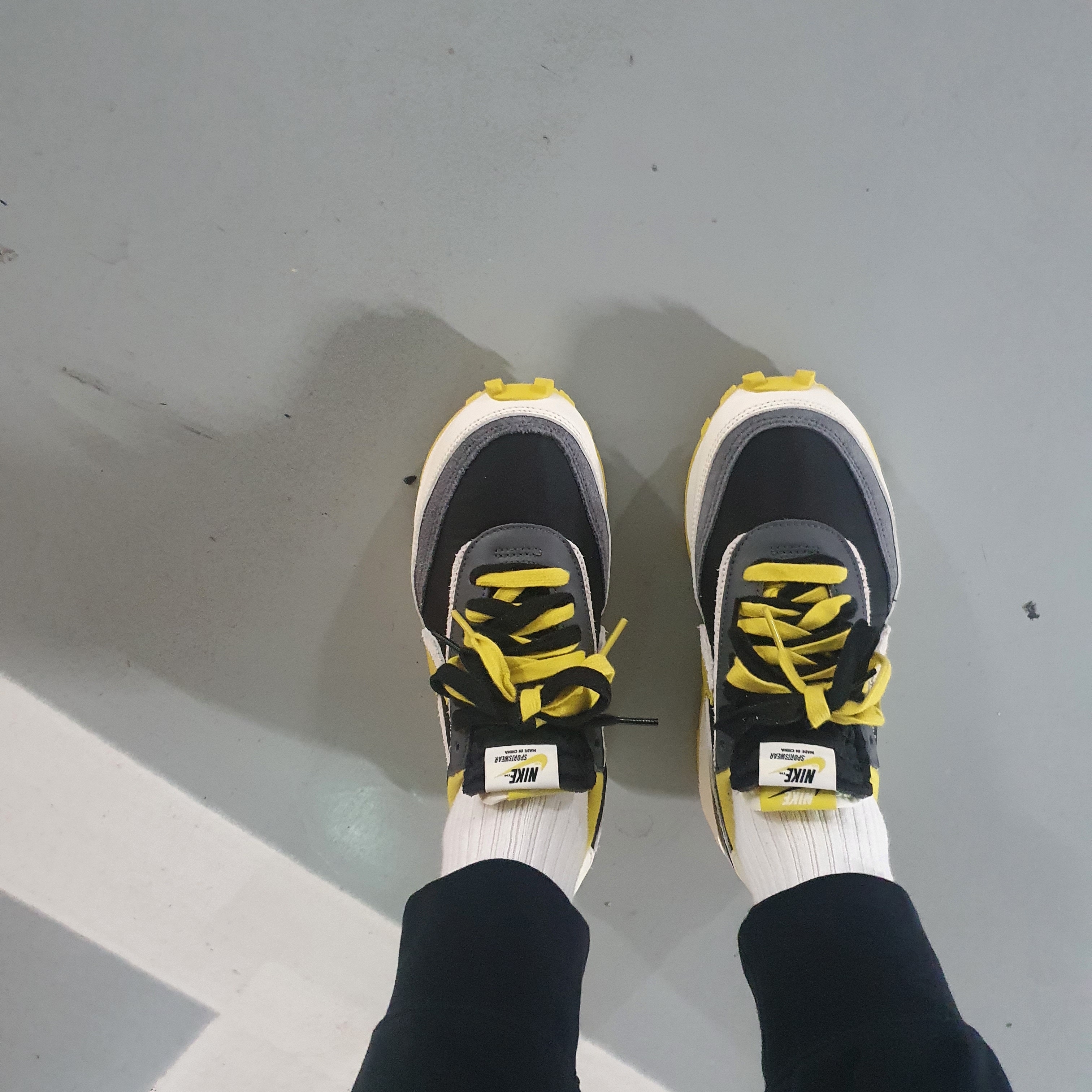 Nike x Sacai x Undercover LDWaffle Black Bright Citron 착용 스타일 - 2