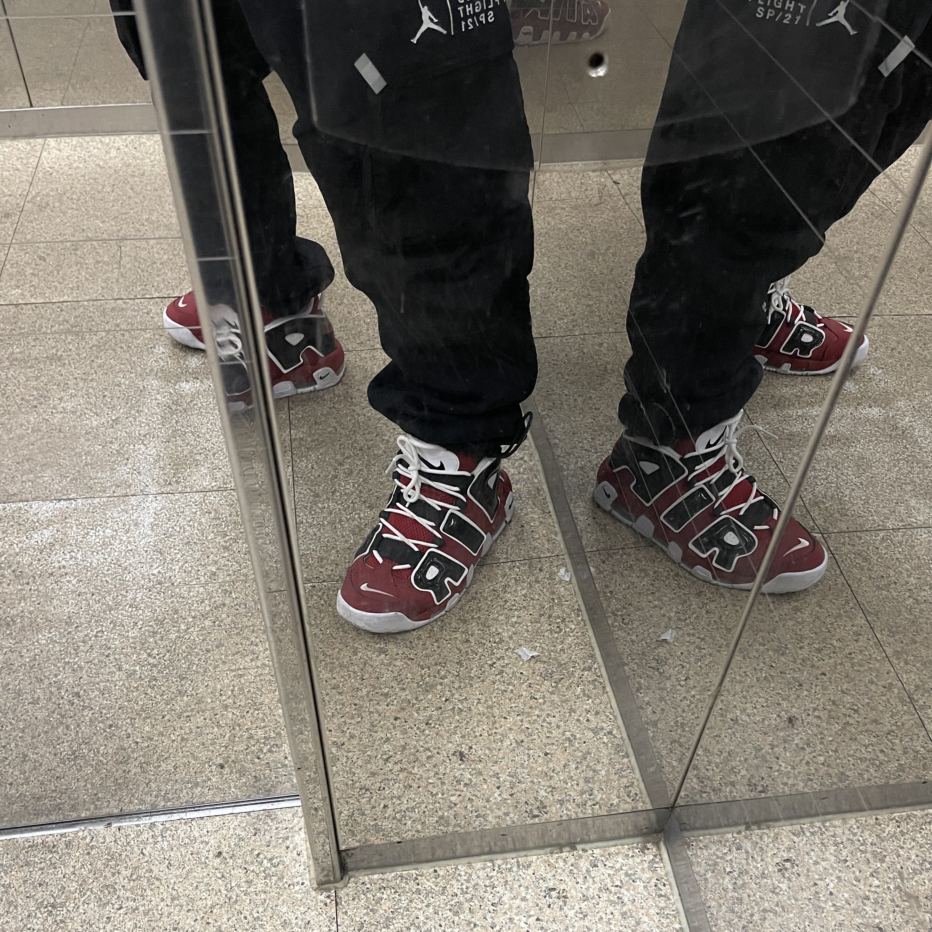 Nike Air More Uptempo 96 Bulls 2021 착용 스타일