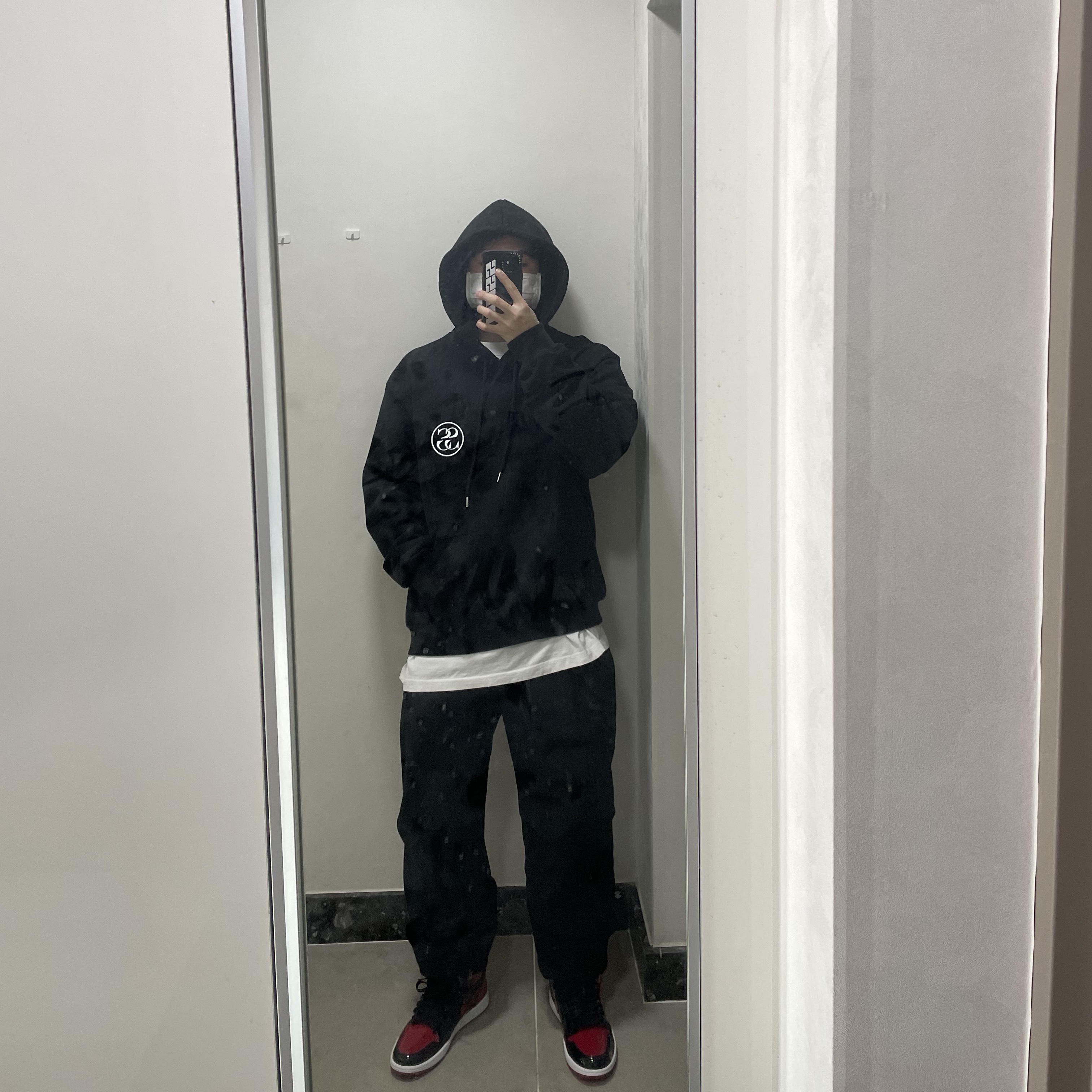 Jordan 1 Retro High OG Patent Bred 착용 스타일 - 2