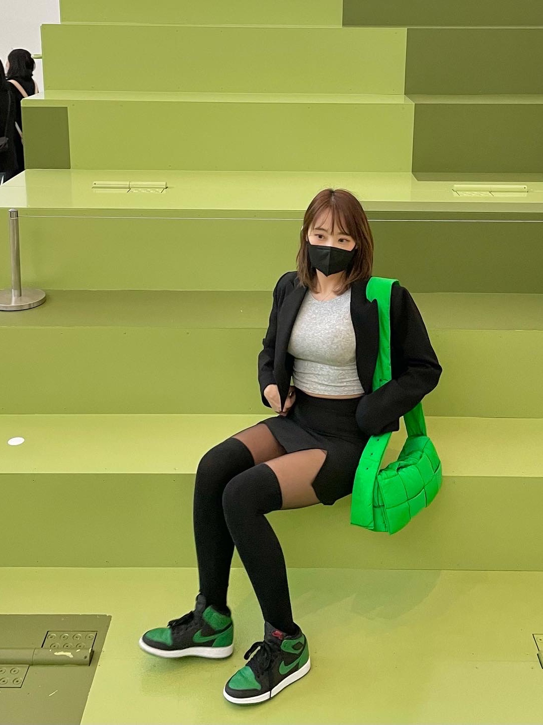 (GS) Jordan 1 Retro High OG Pine Green Black, Jordan 1 Retro High OG Pine Green Black 착용 스타일 - 5