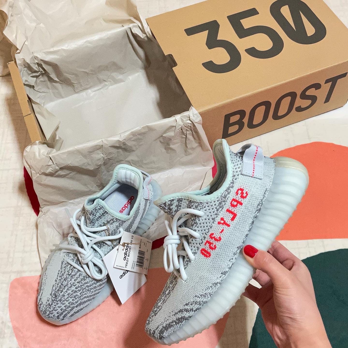 Adidas Yeezy Boost 350 V2 Blue Tint 2017 착용 스타일 - 2