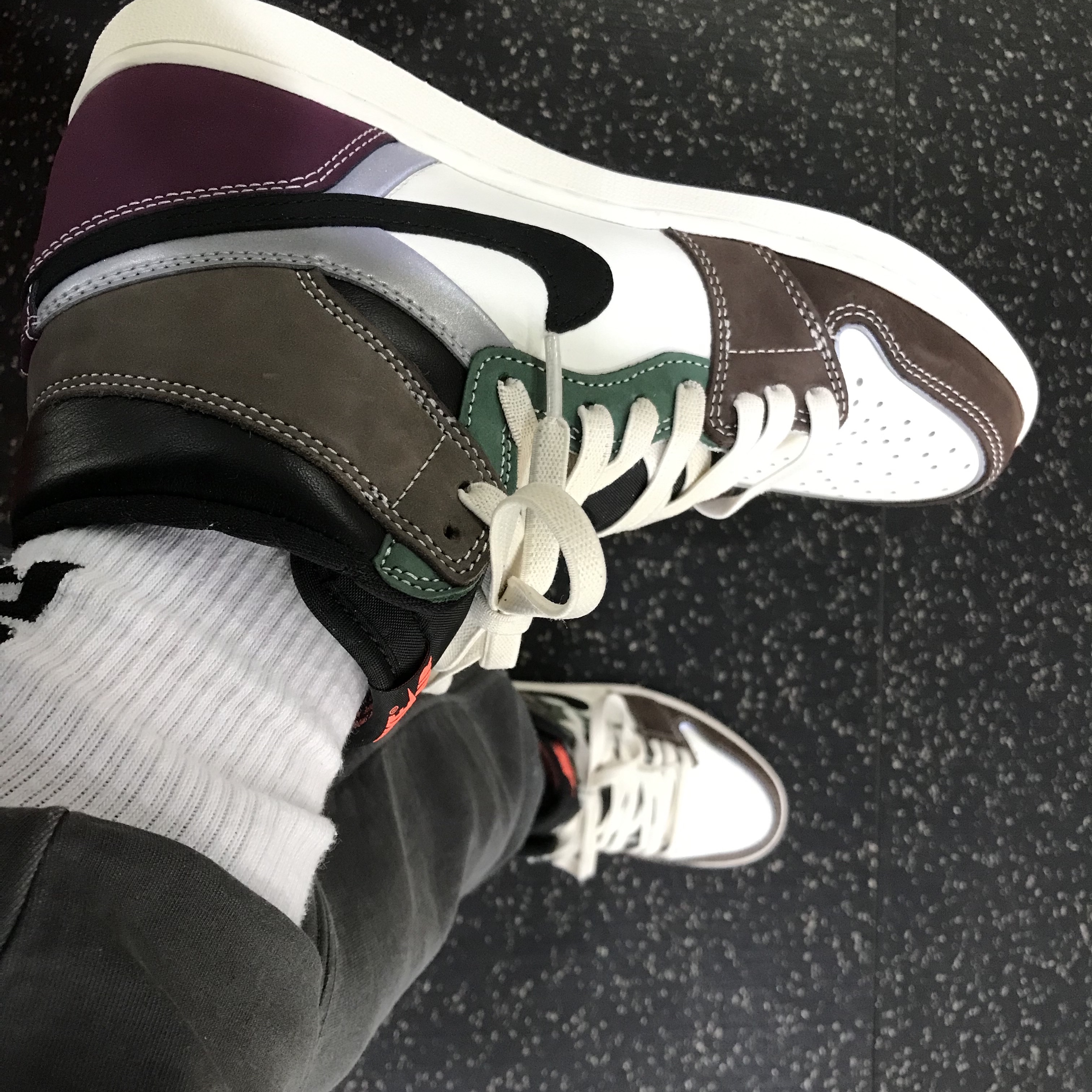 Jordan 1 Retro High OG Craft 착용 스타일 - 2