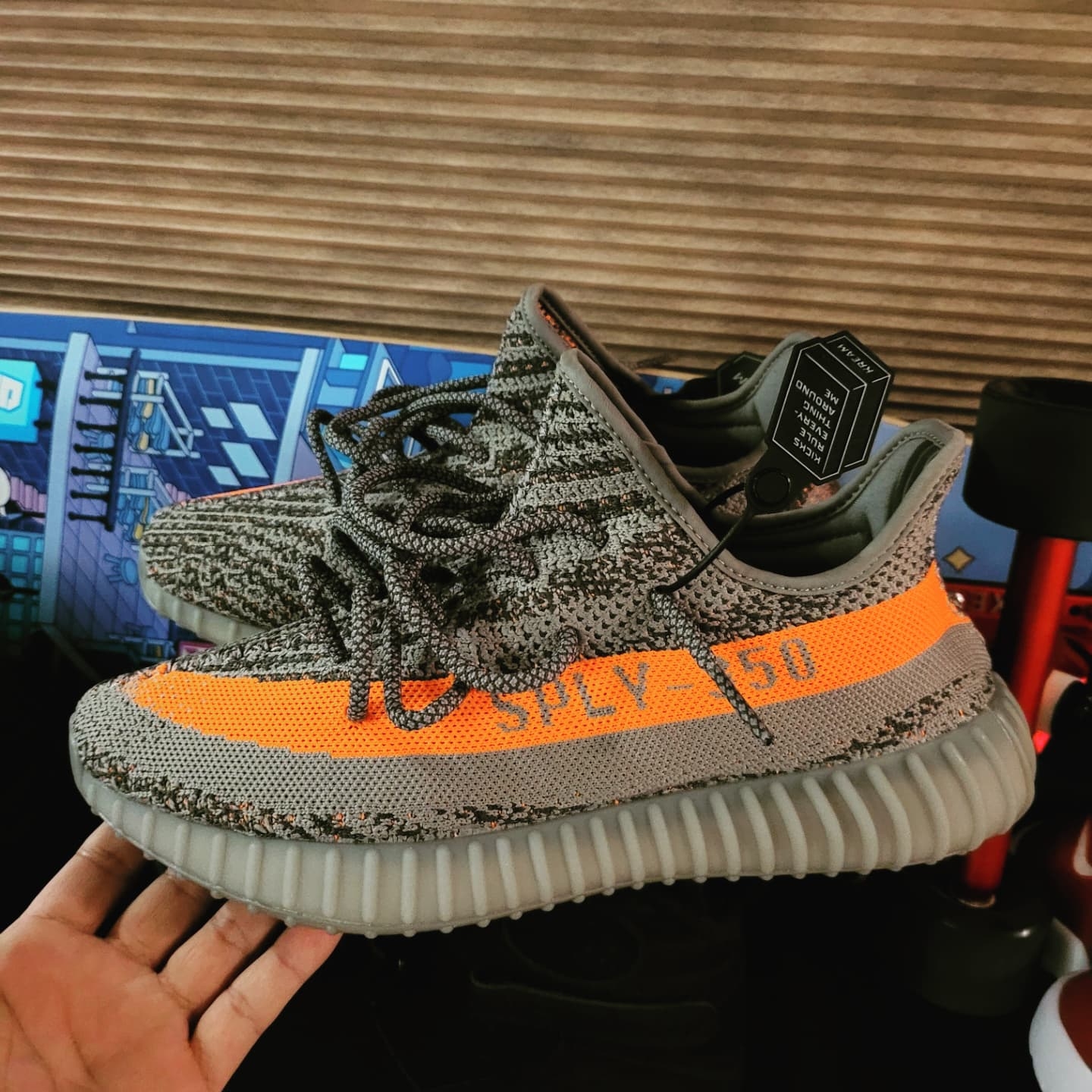 Adidas Yeezy Boost 350 V2 Beluga - Reflective 착용 스타일 - 2