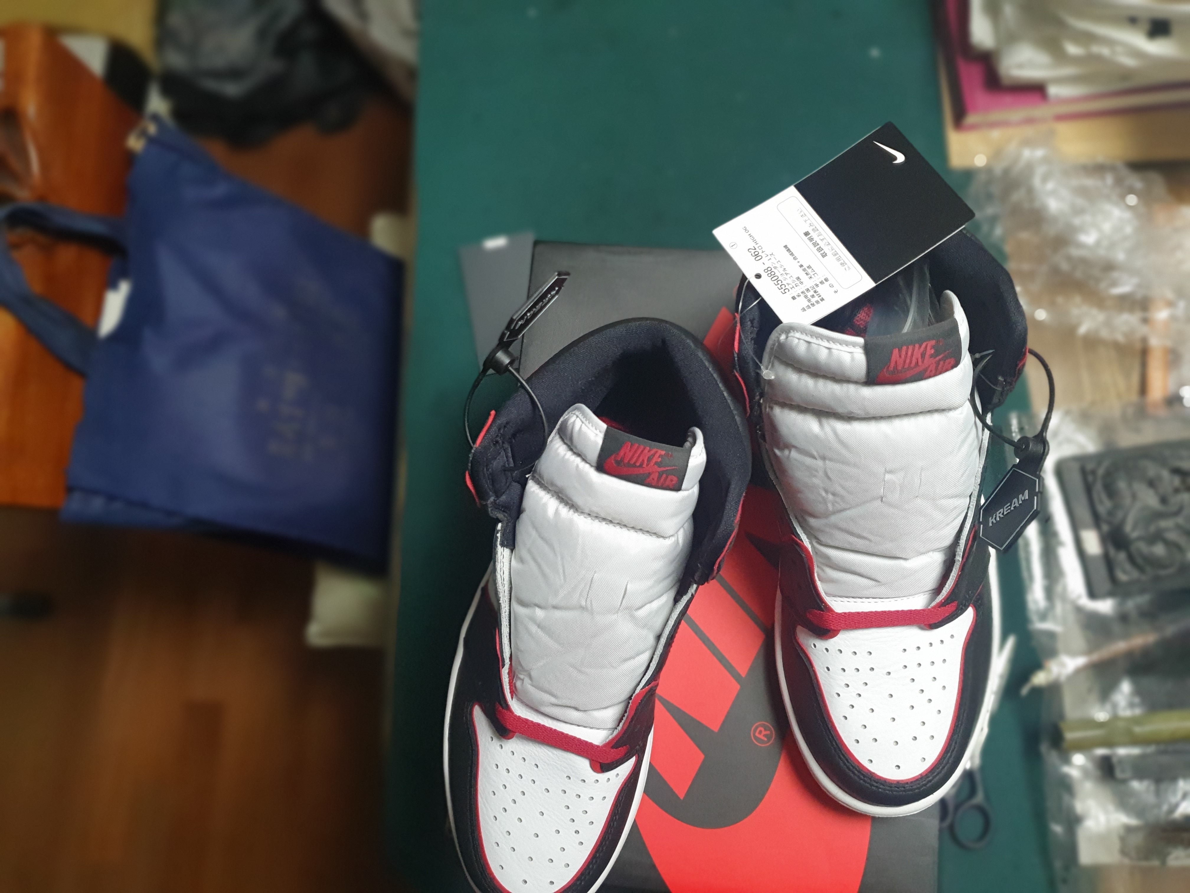 Jordan 1 Retro High OG Bloodline 착용 스타일 - 4
