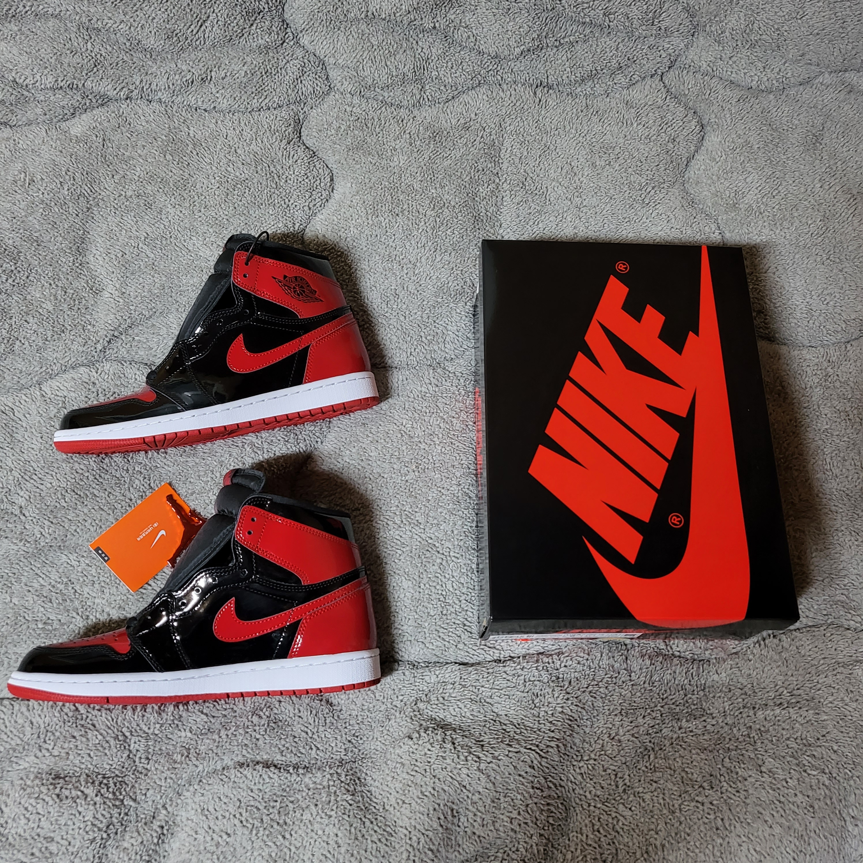 Jordan 1 Retro High OG Patent Bred 착용 스타일