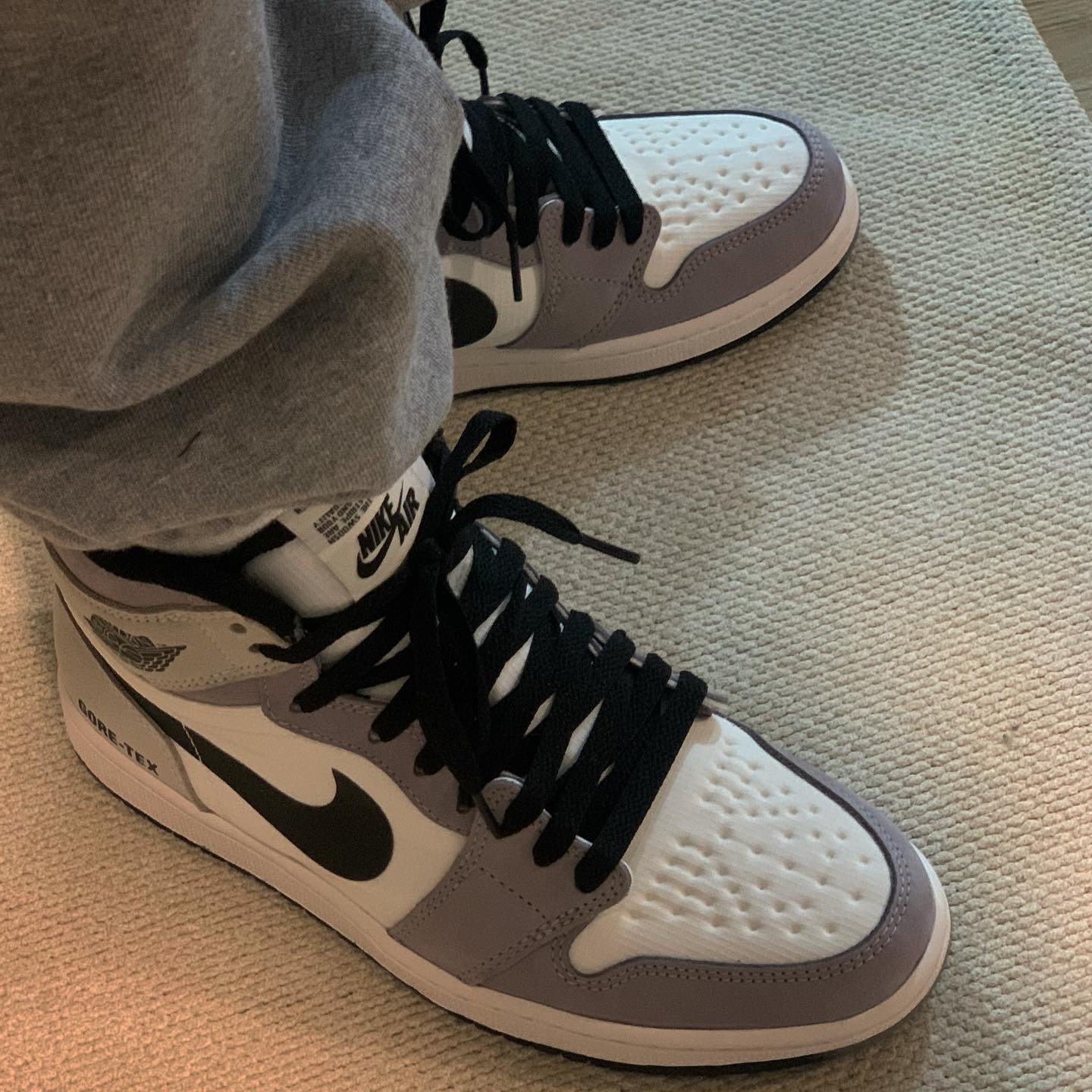 Jordan 1 Element Gore-Tex Sail 착용 스타일