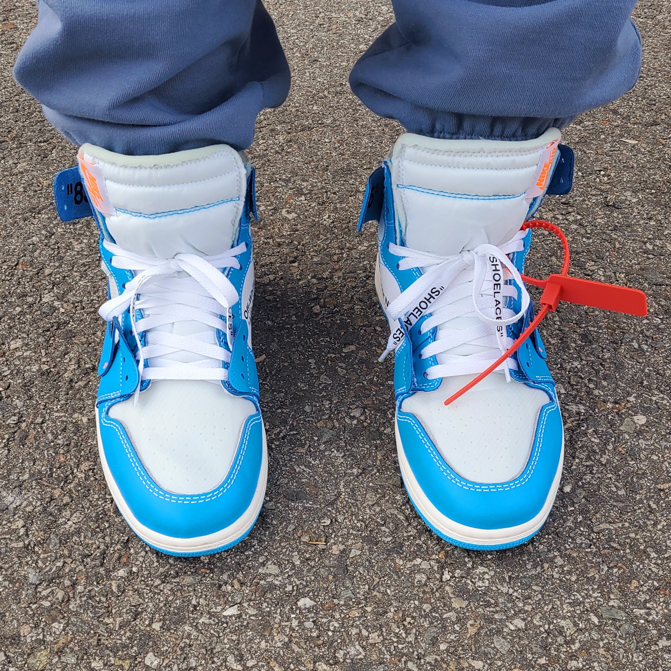 Jordan 1 x Off-White Retro High University Blue 착용 스타일 - 1