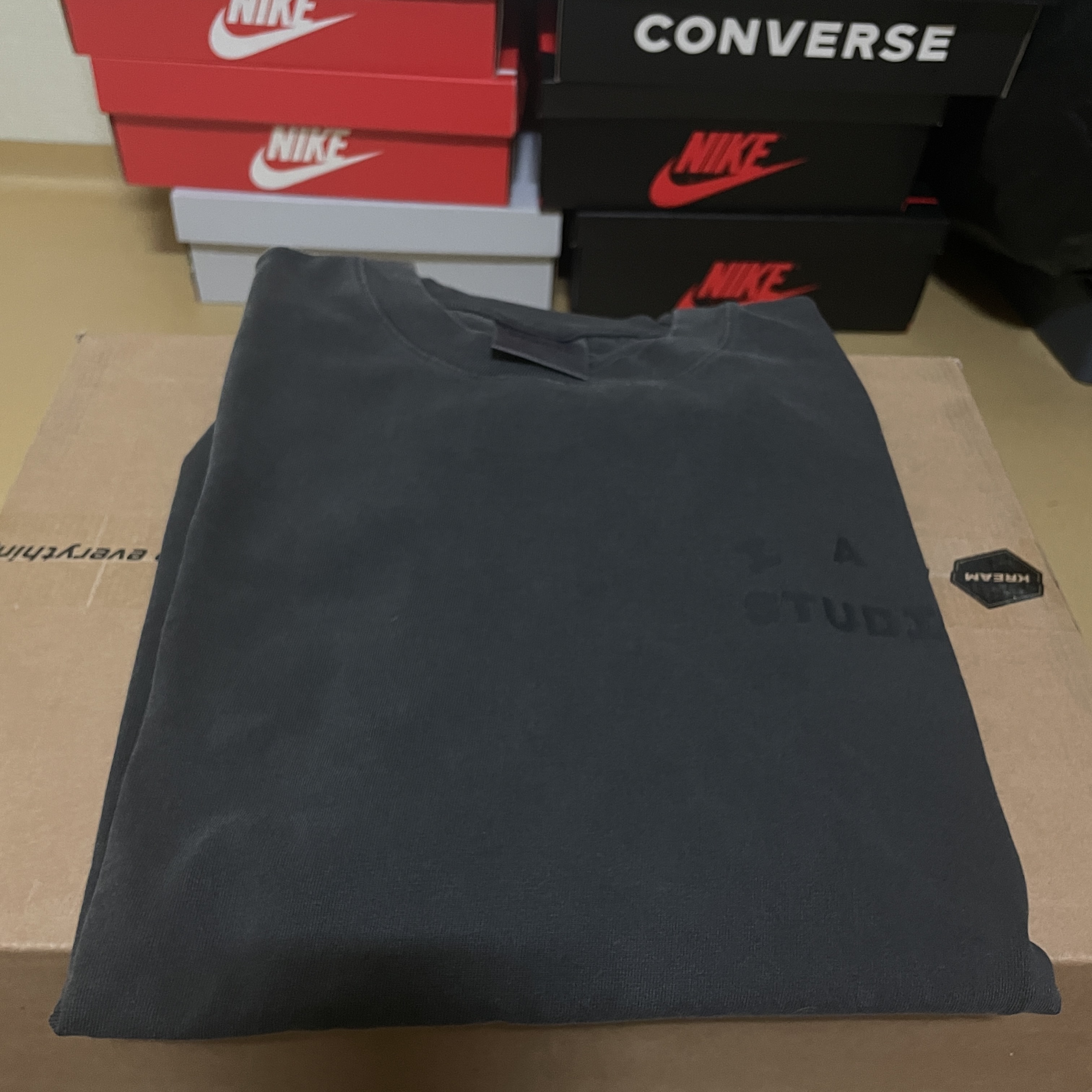 IAB Studio Pigment T-Shirt Black 착용 스타일 - 4