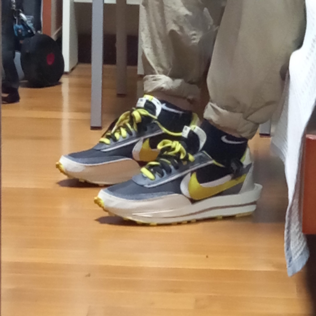 Nike x Sacai x Undercover LDWaffle Black Bright Citron 착용 스타일