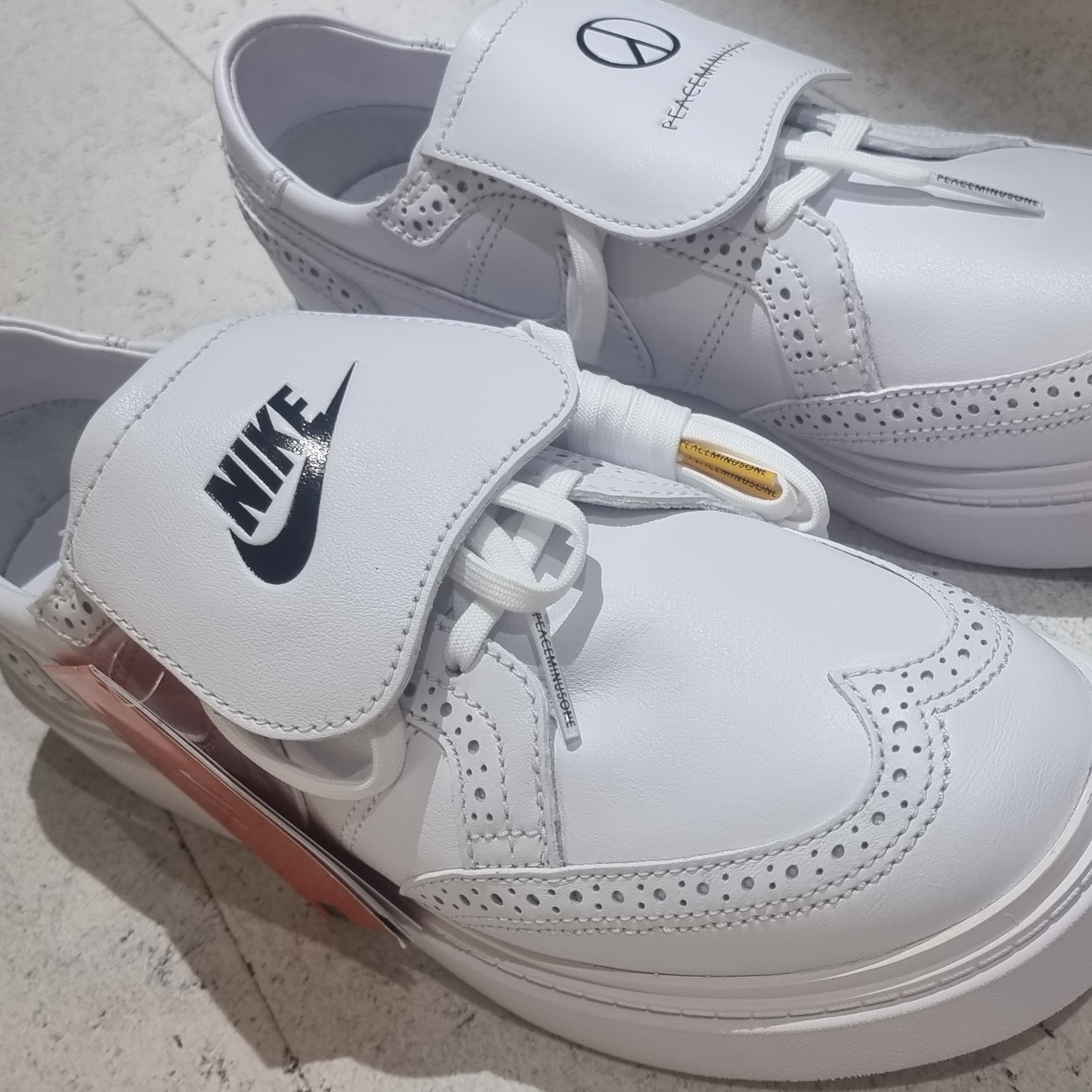 Nike x Peaceminusone Kwondo1 White 착용 스타일 - 1