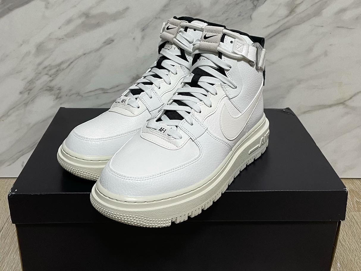 (W) Nike Air Force 1 High Utility 2.0 Summit White 착용 스타일
