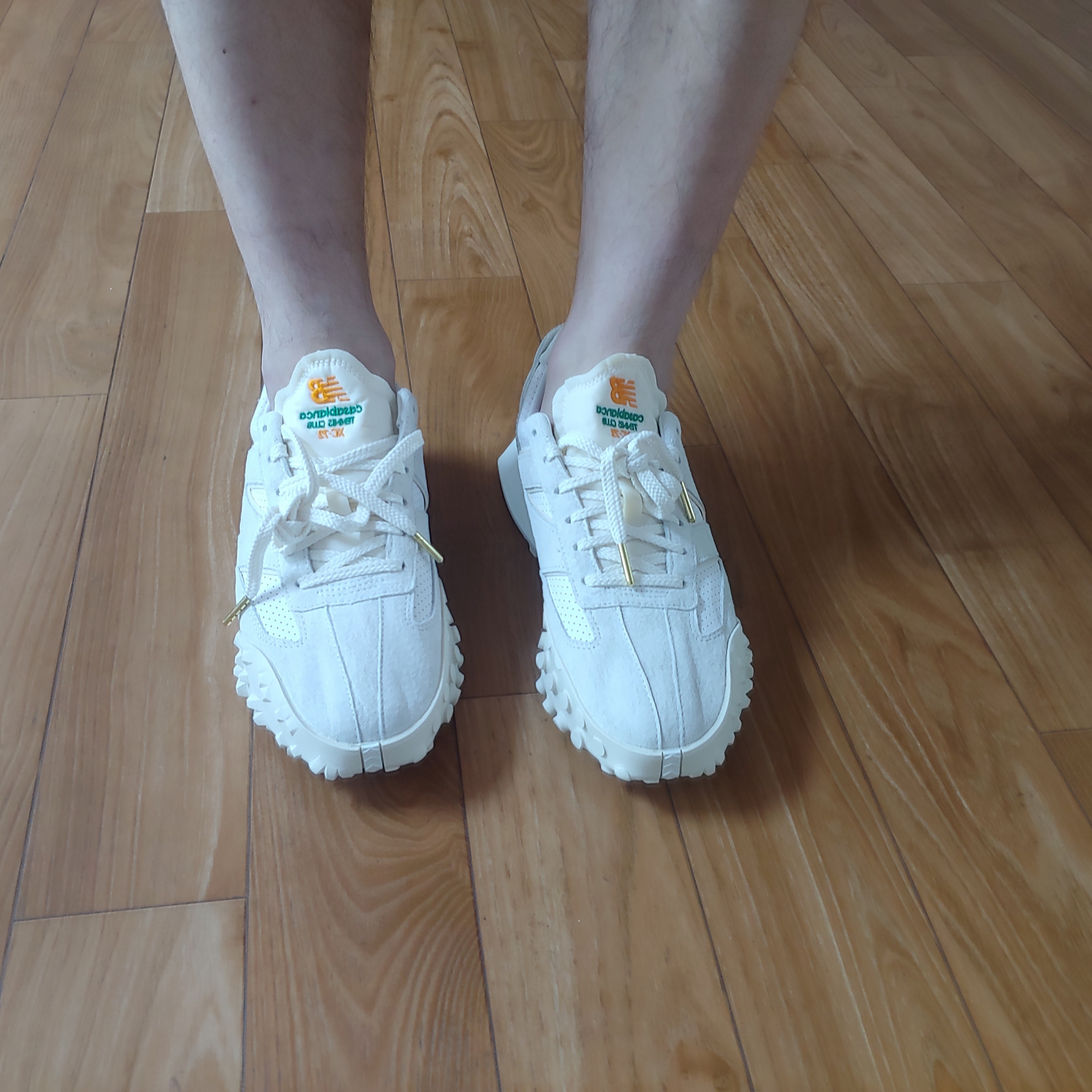 New Balance x Casablanca XC-72 Marshmallow Brilliant White 착용 스타일 - 1