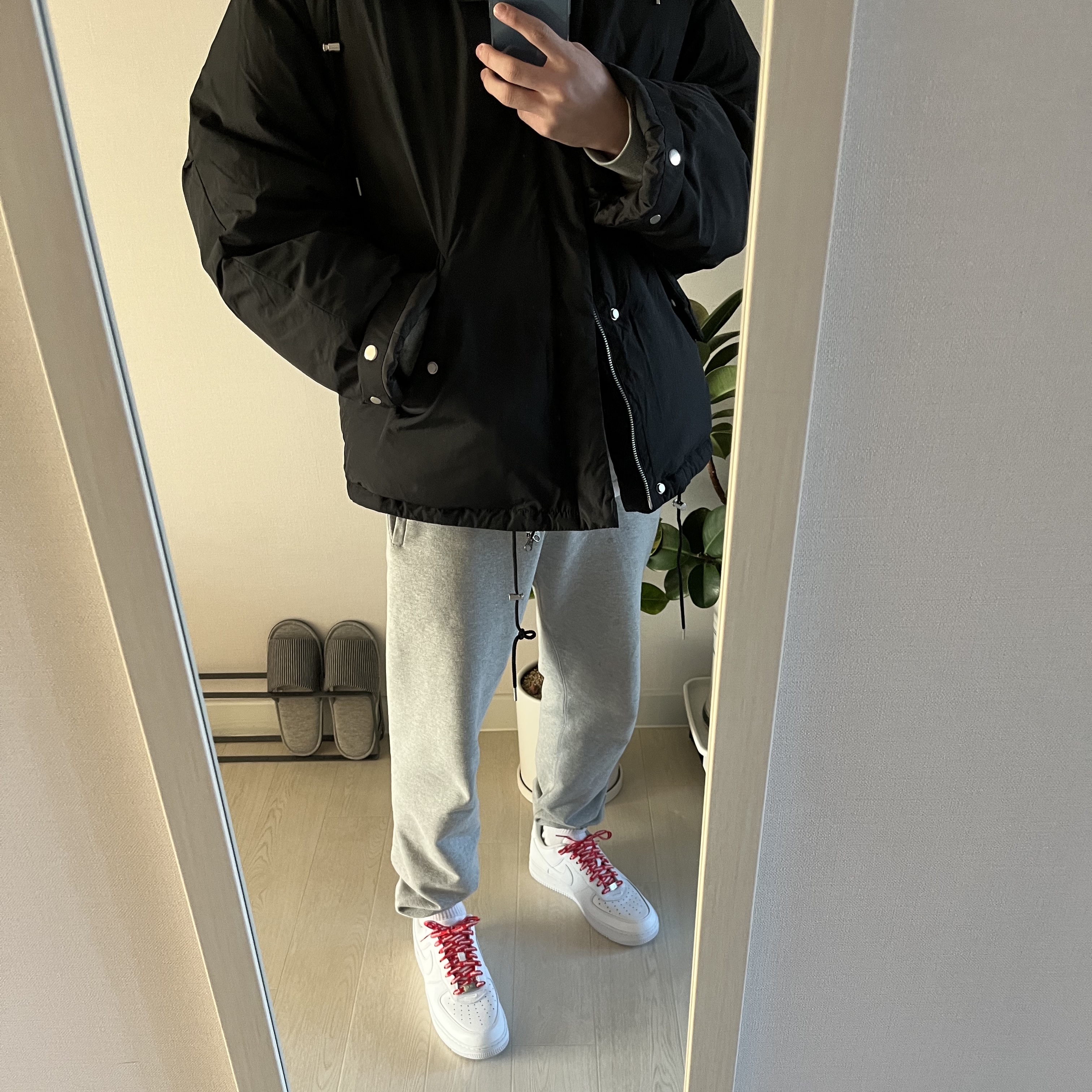 Nike x Supreme Air Force 1 Low White 착용 스타일 - 4