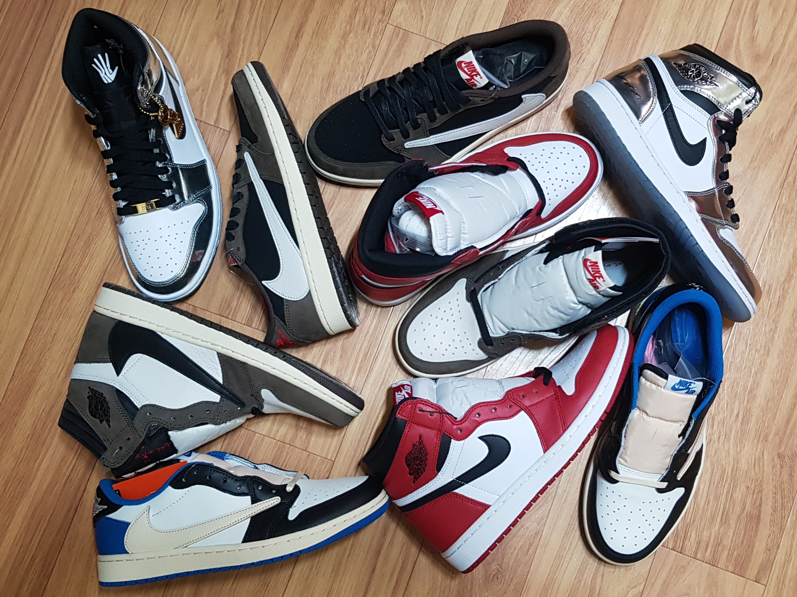 Jordan 1 x Travis Scott x Fragment Retro Low OG SP Military Blue, Jordan 1 x Travis Scott Retro High OG SP Mocha 착용 스타일