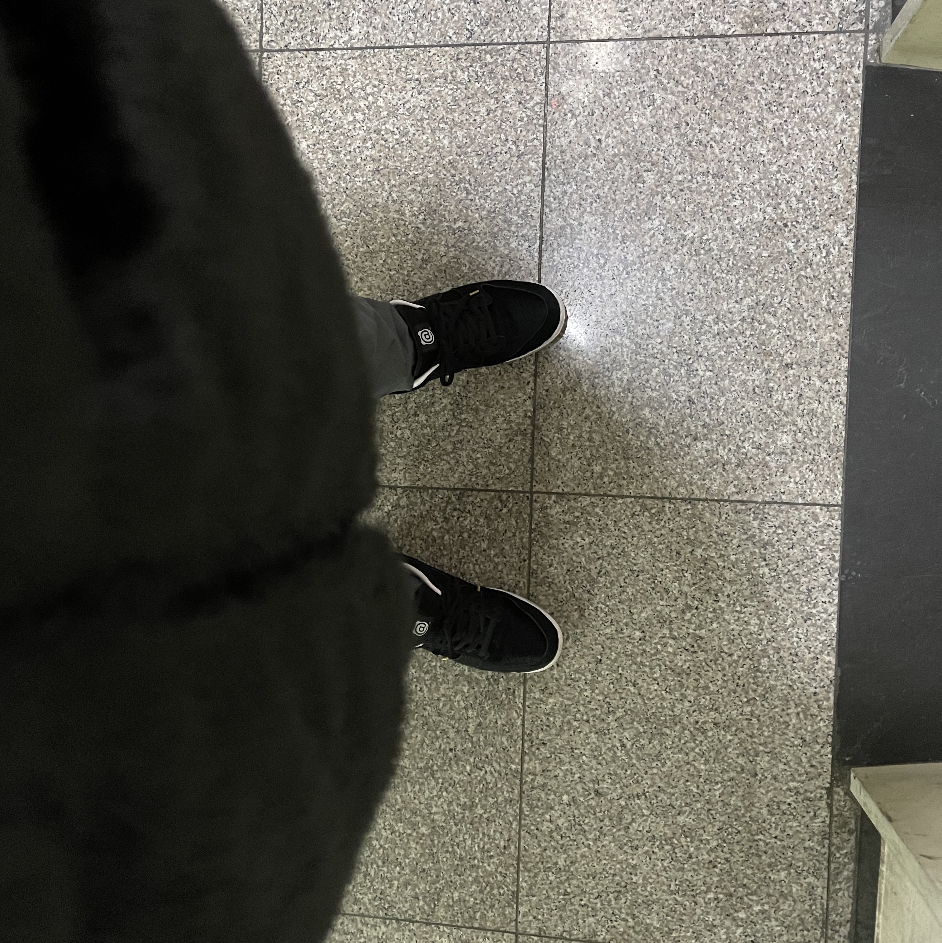 Nike x Medicom Toy SB Dunk Low BE@RBRICK, Supreme x The North Face Faux Fur Nuptse Jacket Black - 20FW 착용 스타일 - 3
