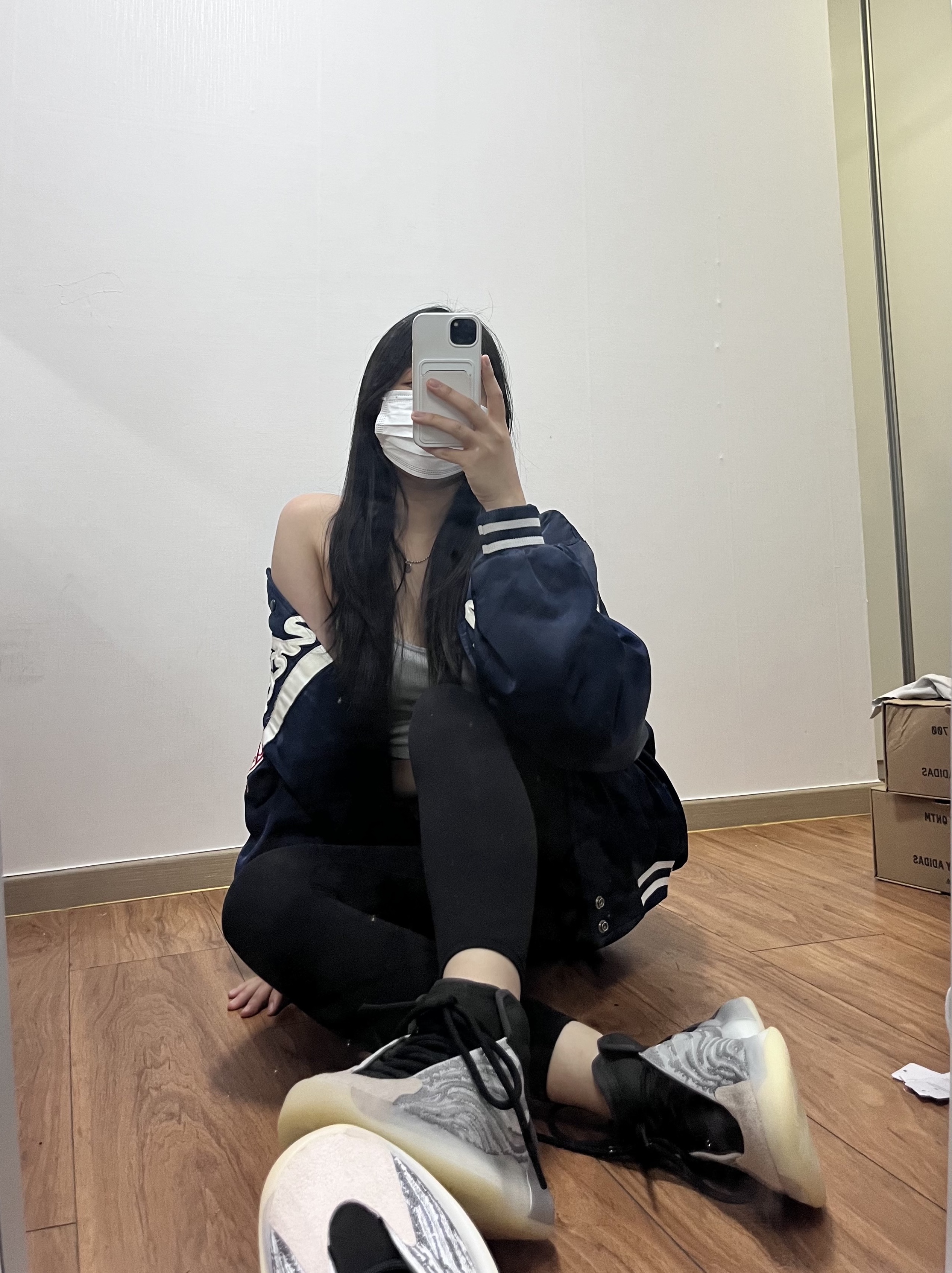 Adidas Yeezy QNTM Lifestyle 착용 스타일 - 2