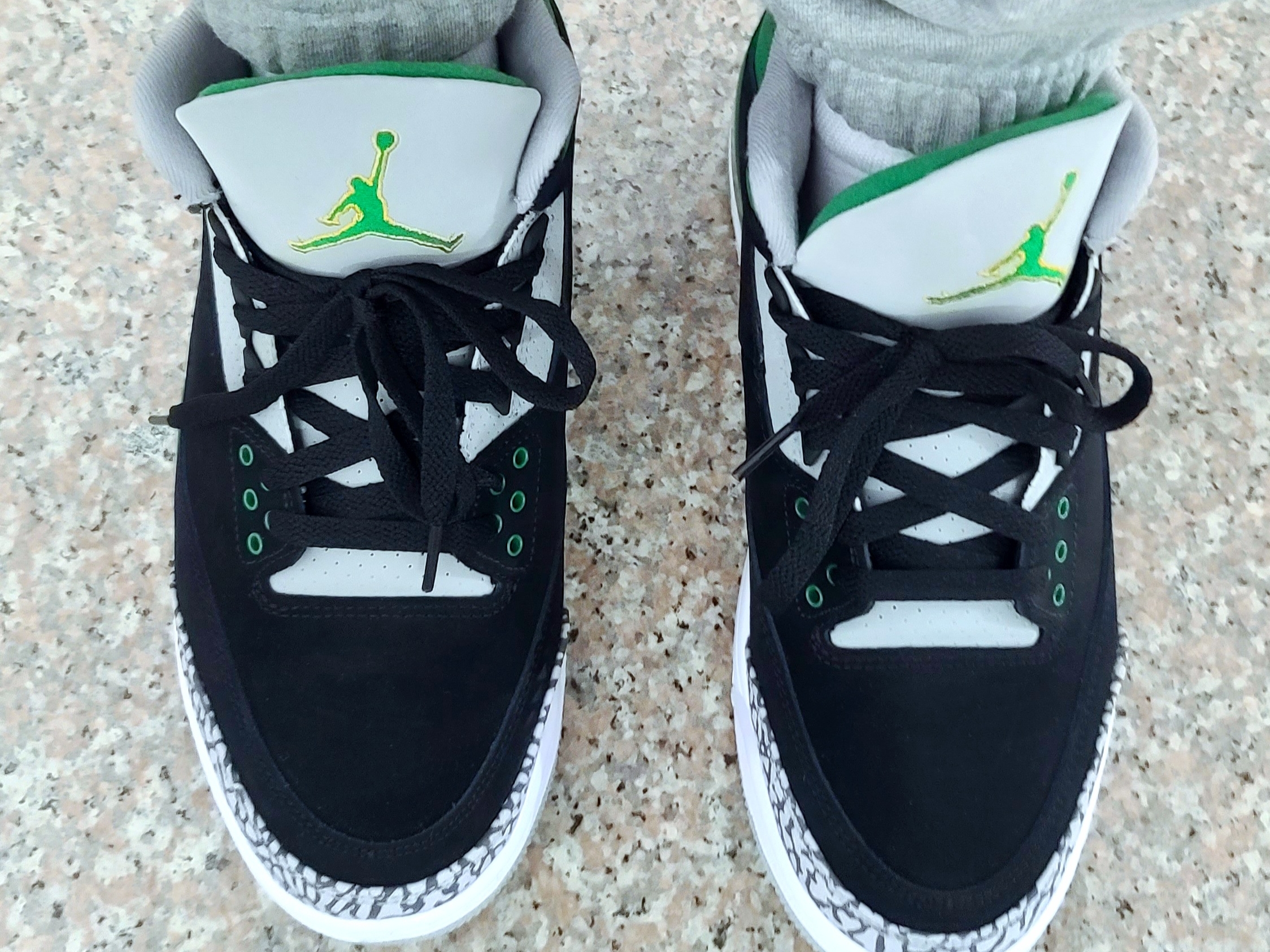 Jordan 3 Retro Pine Green 착용 스타일 - 2