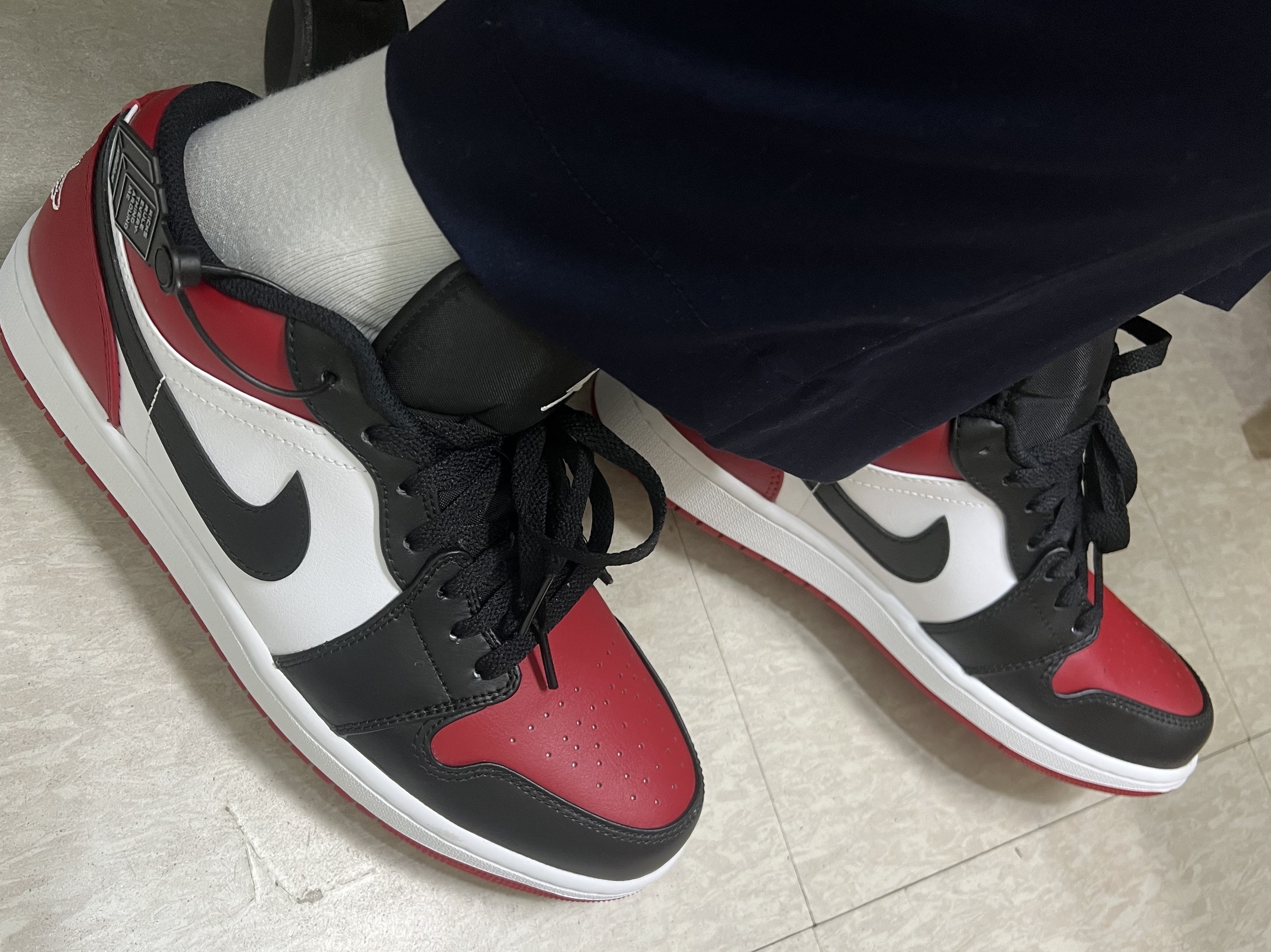 Jordan 1 Low Bred Toe 착용 스타일 - 1