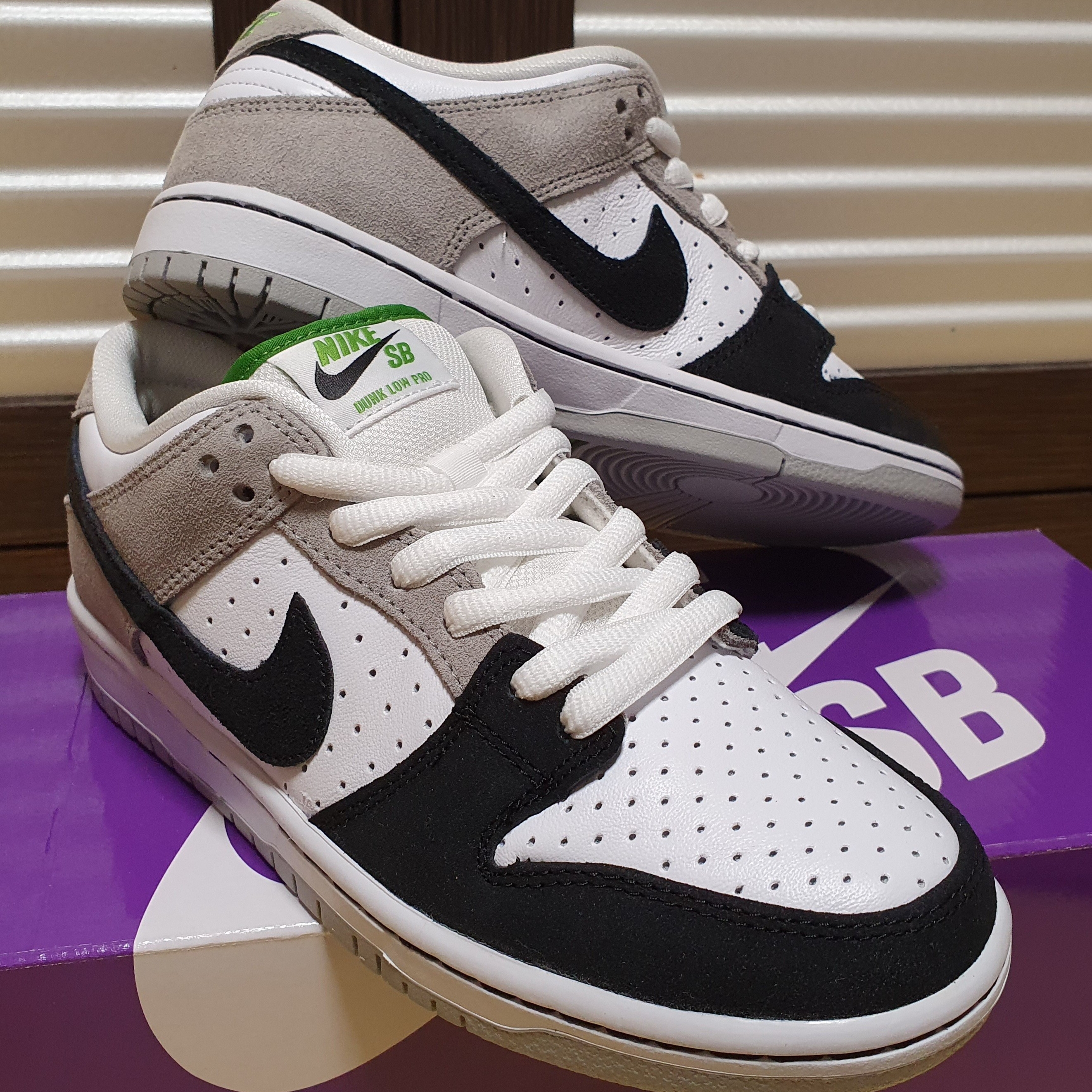 Nike SB Dunk Low Pro Chlorophyll 착용 스타일 - 1