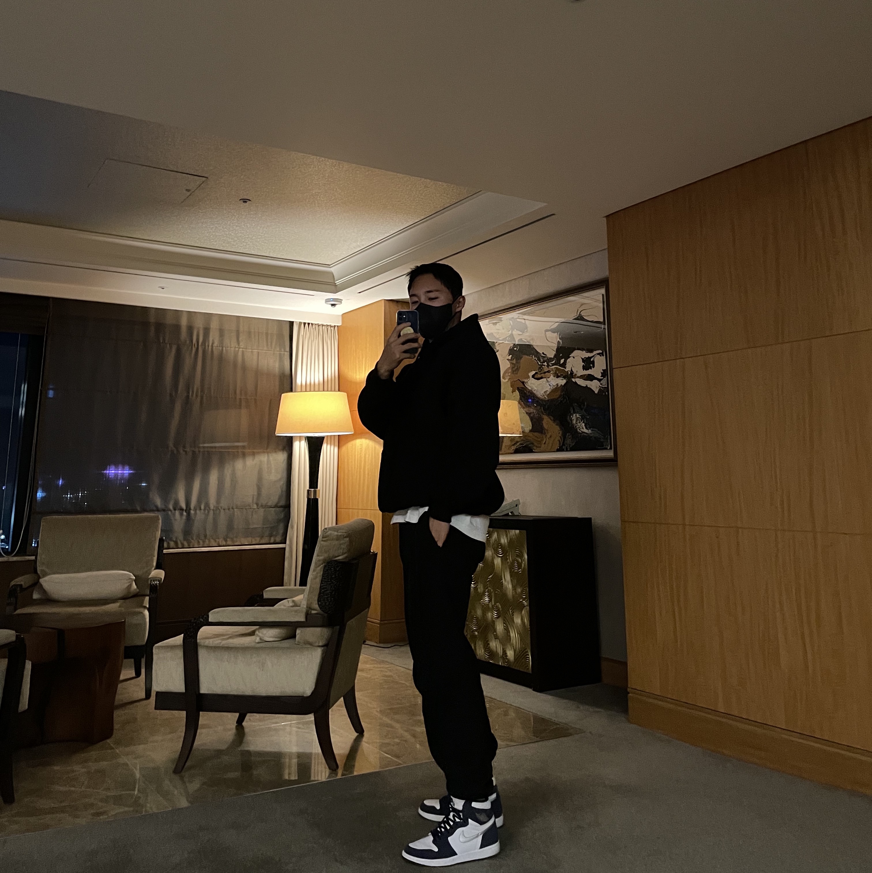 Jordan 1 Retro High OG CO.JP Midnight Navy 착용 스타일