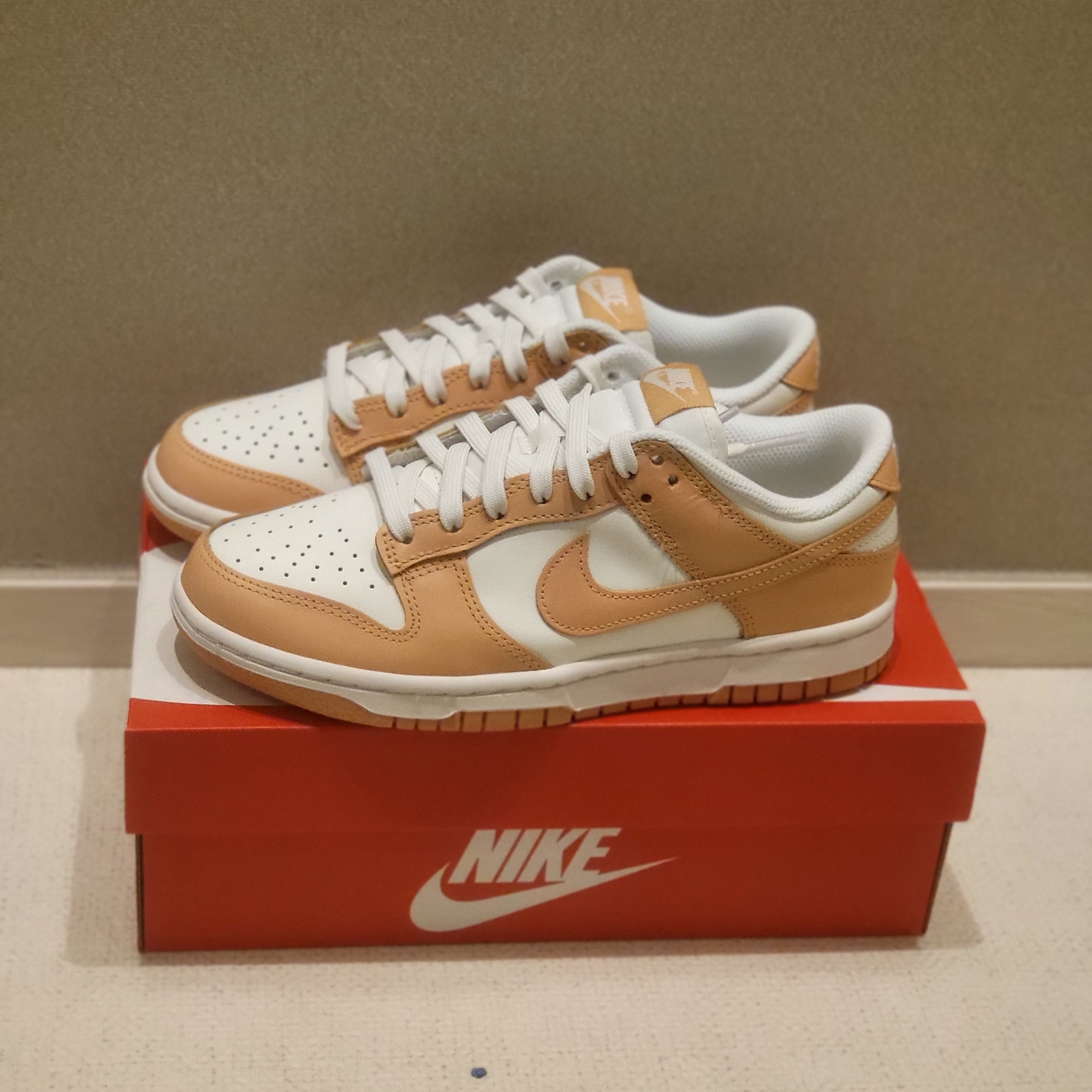 (W) Nike Dunk Low Harvest Moon 착용 스타일 - 1