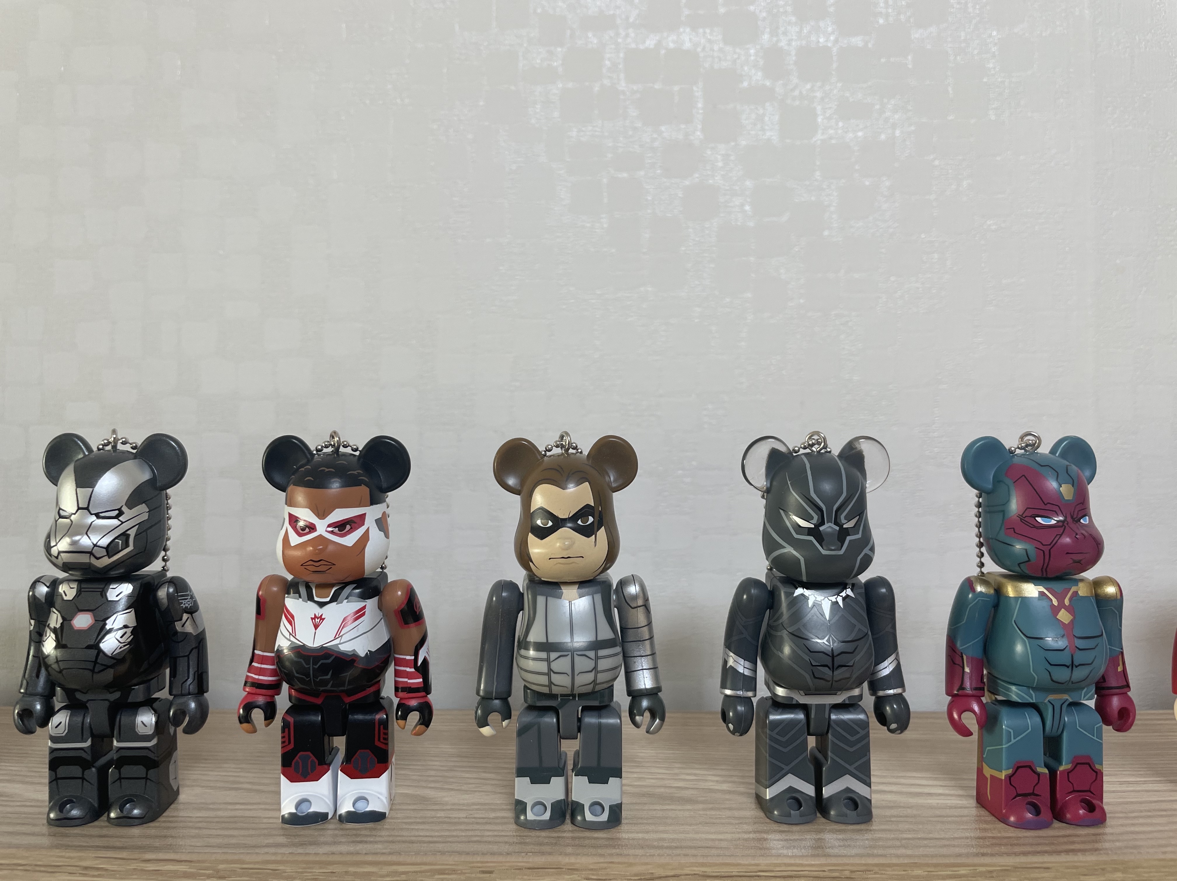Bearbrick Happy Kuji Marvel Set 20 Pack 100% 착용 스타일 - 2