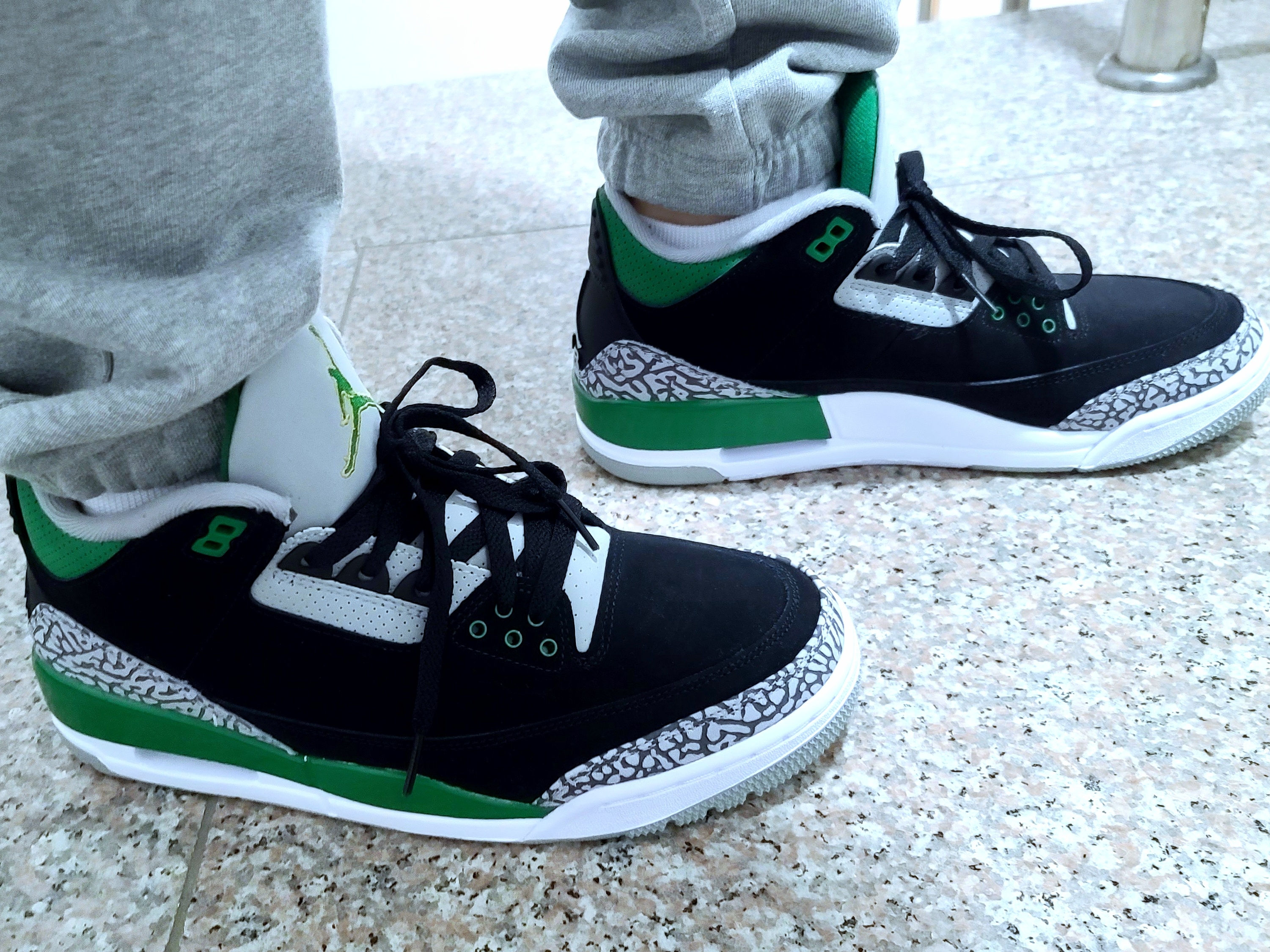 Jordan 3 Retro Pine Green 착용 스타일 - 1