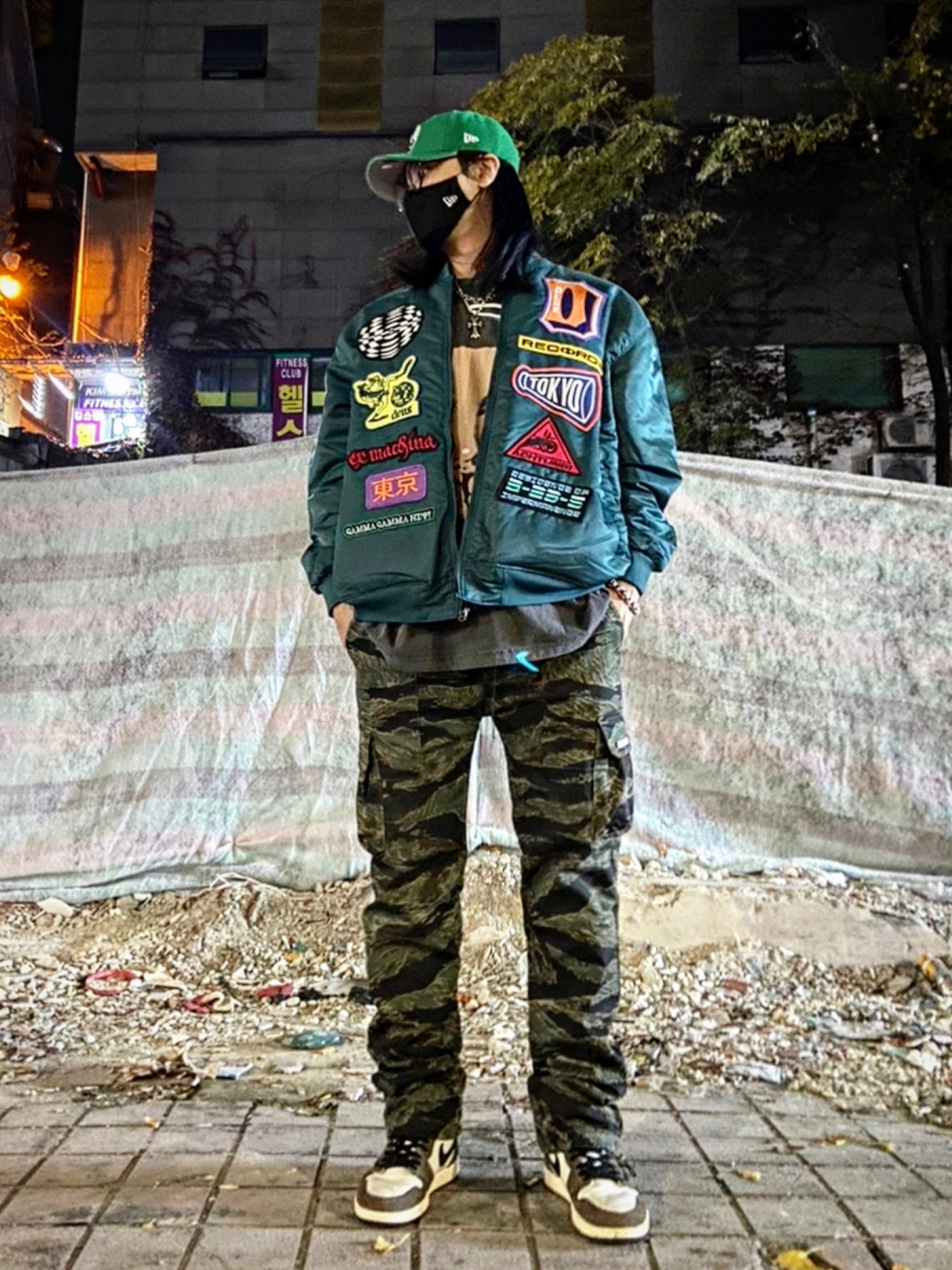 Jordan 1 x Travis Scott Retro High OG SP Mocha 착용 스타일