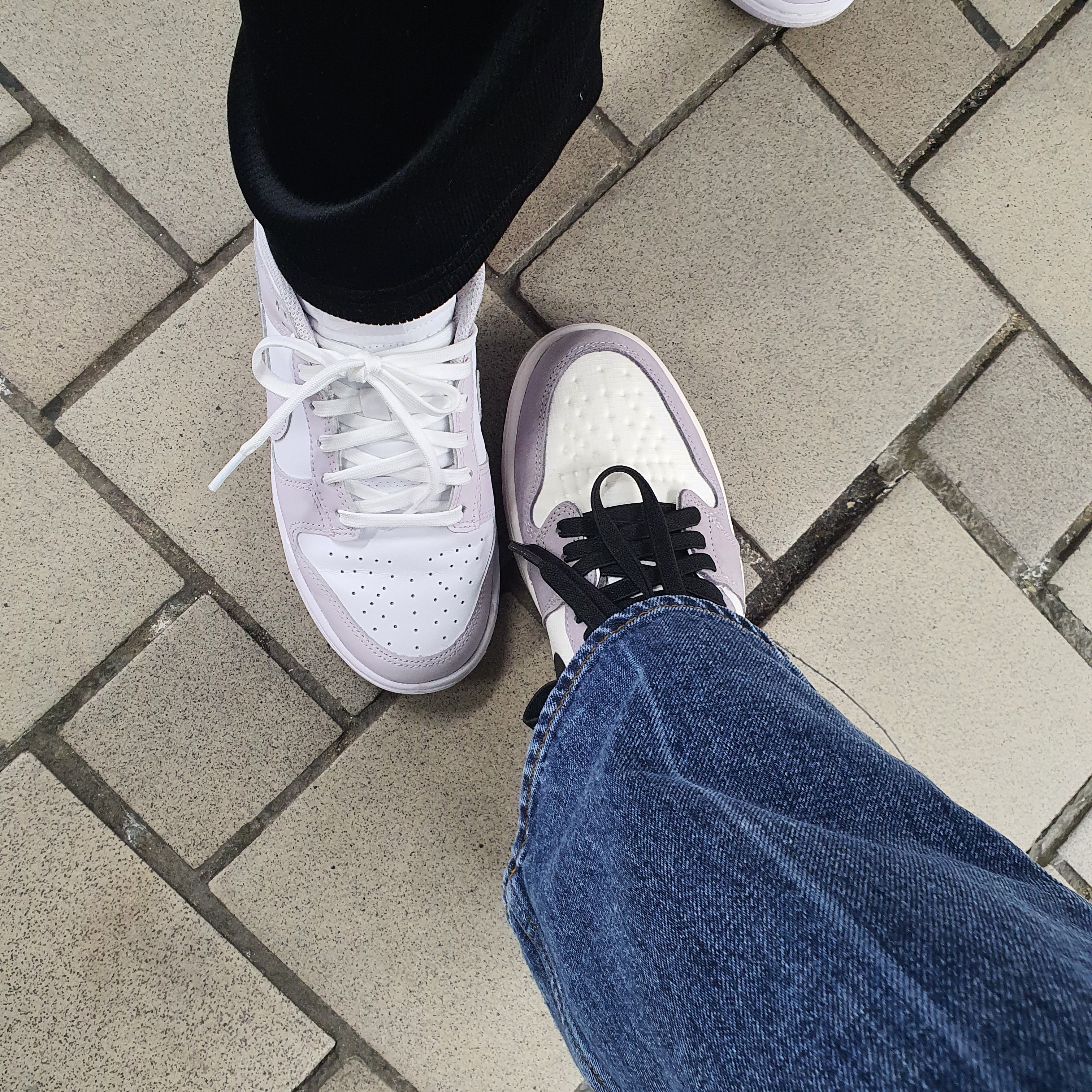 Jordan 1 Element Gore-Tex Sail, (W) Nike Dunk Low Venice 착용 스타일