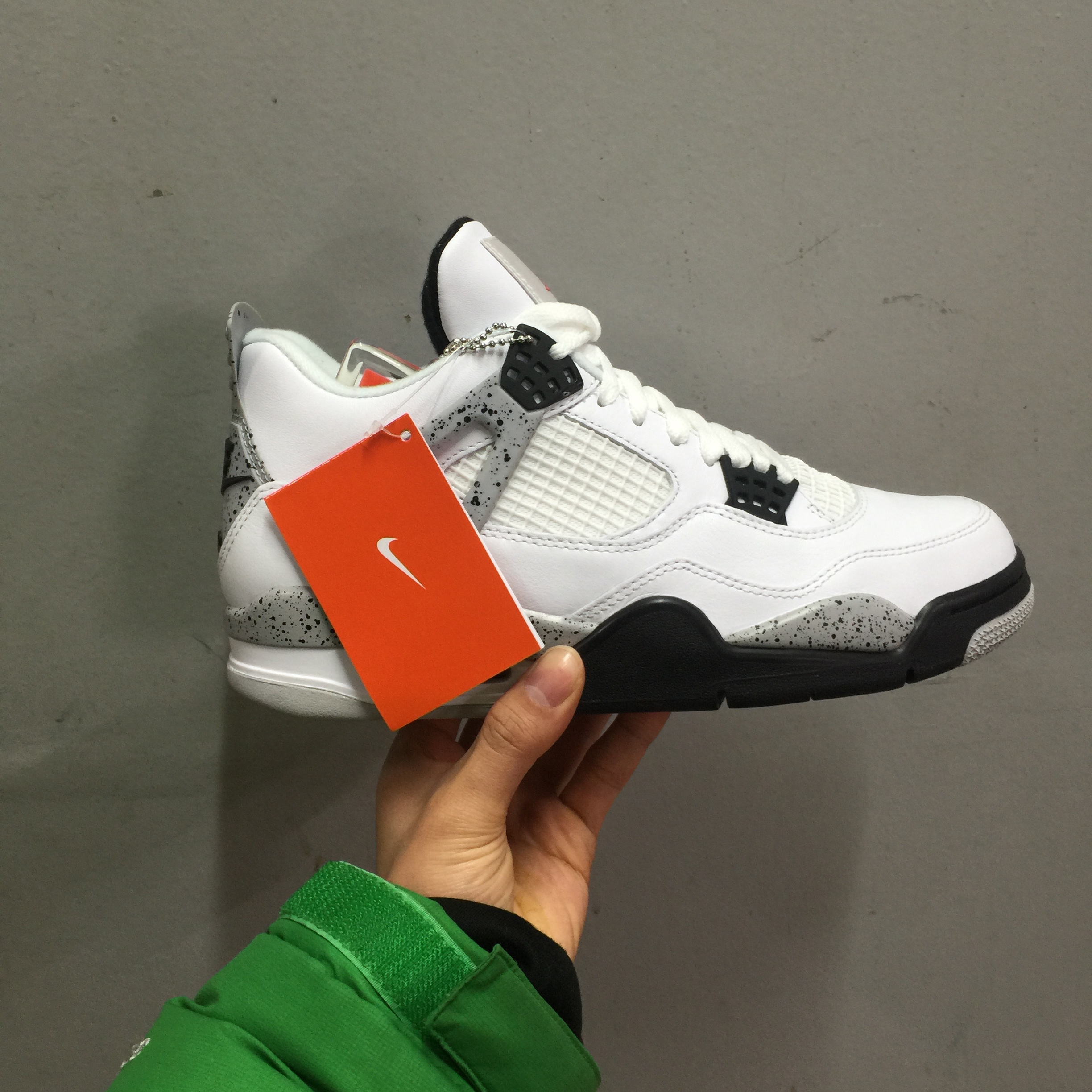 Jordan 4 Retro OG White Cement 2016 착용 스타일