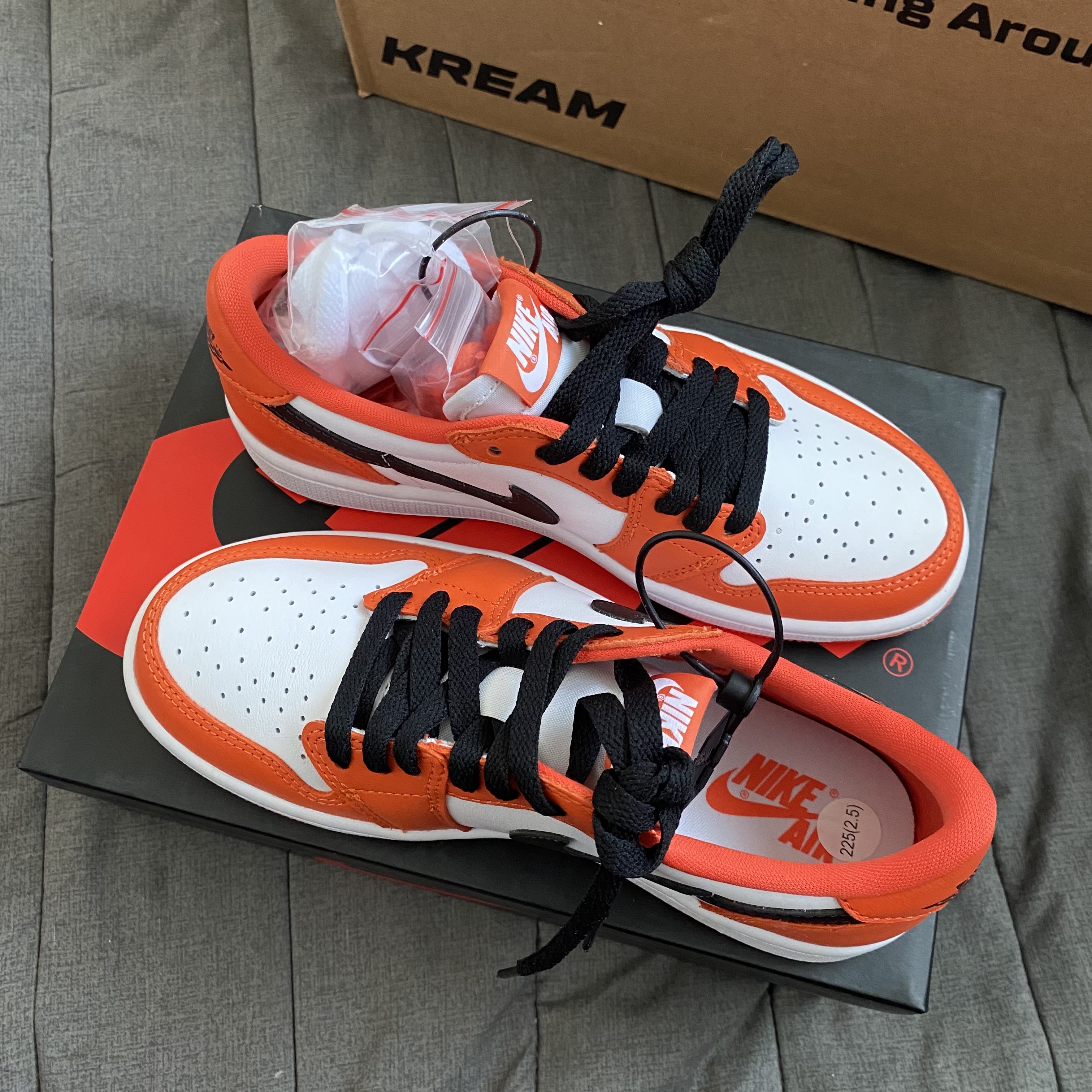 (W) Jordan 1 Low OG Starfish 착용 스타일 - 2
