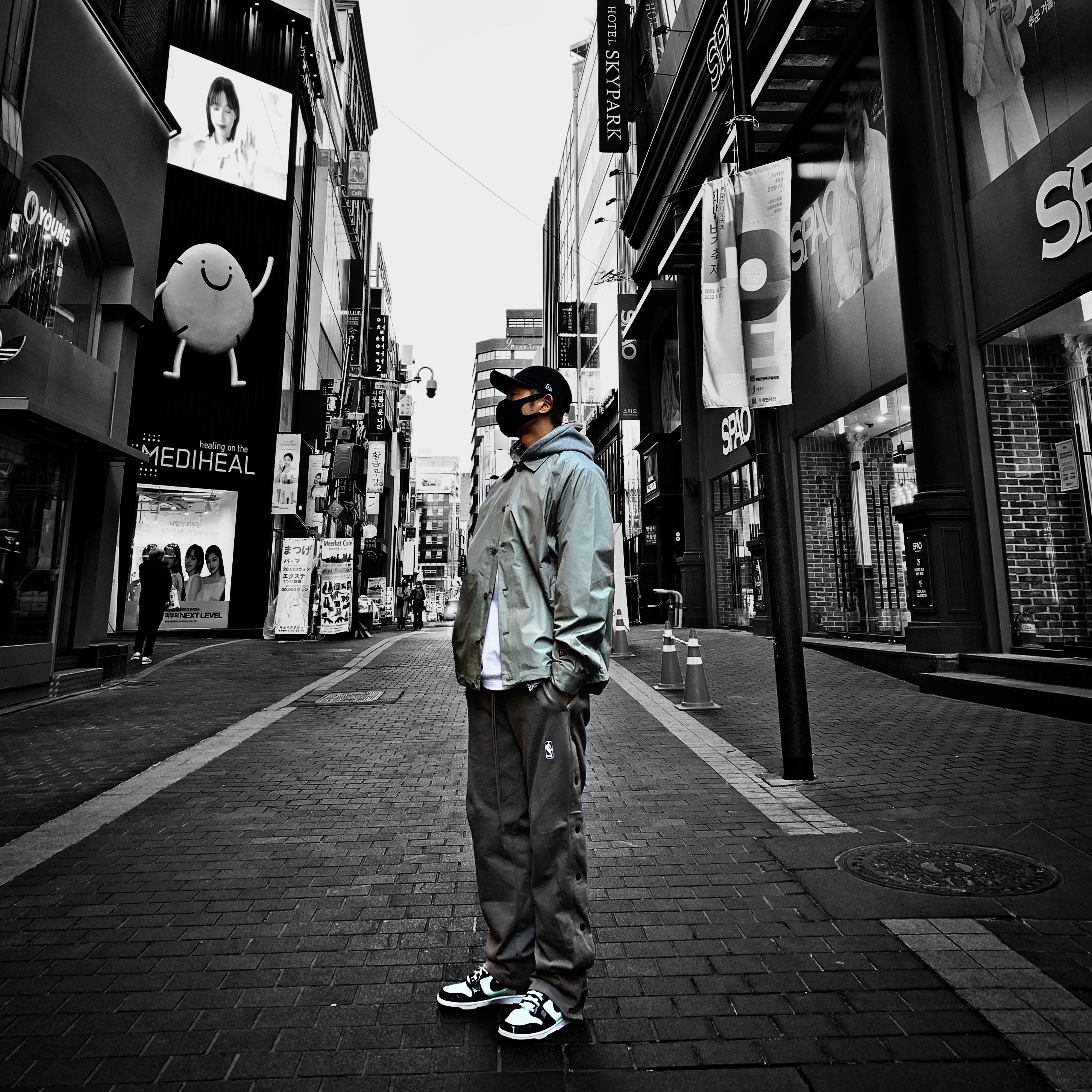 Nike x Fear of God Warm Up Pants Dust, Nike Dunk High Barely Green 착용 스타일 - 2