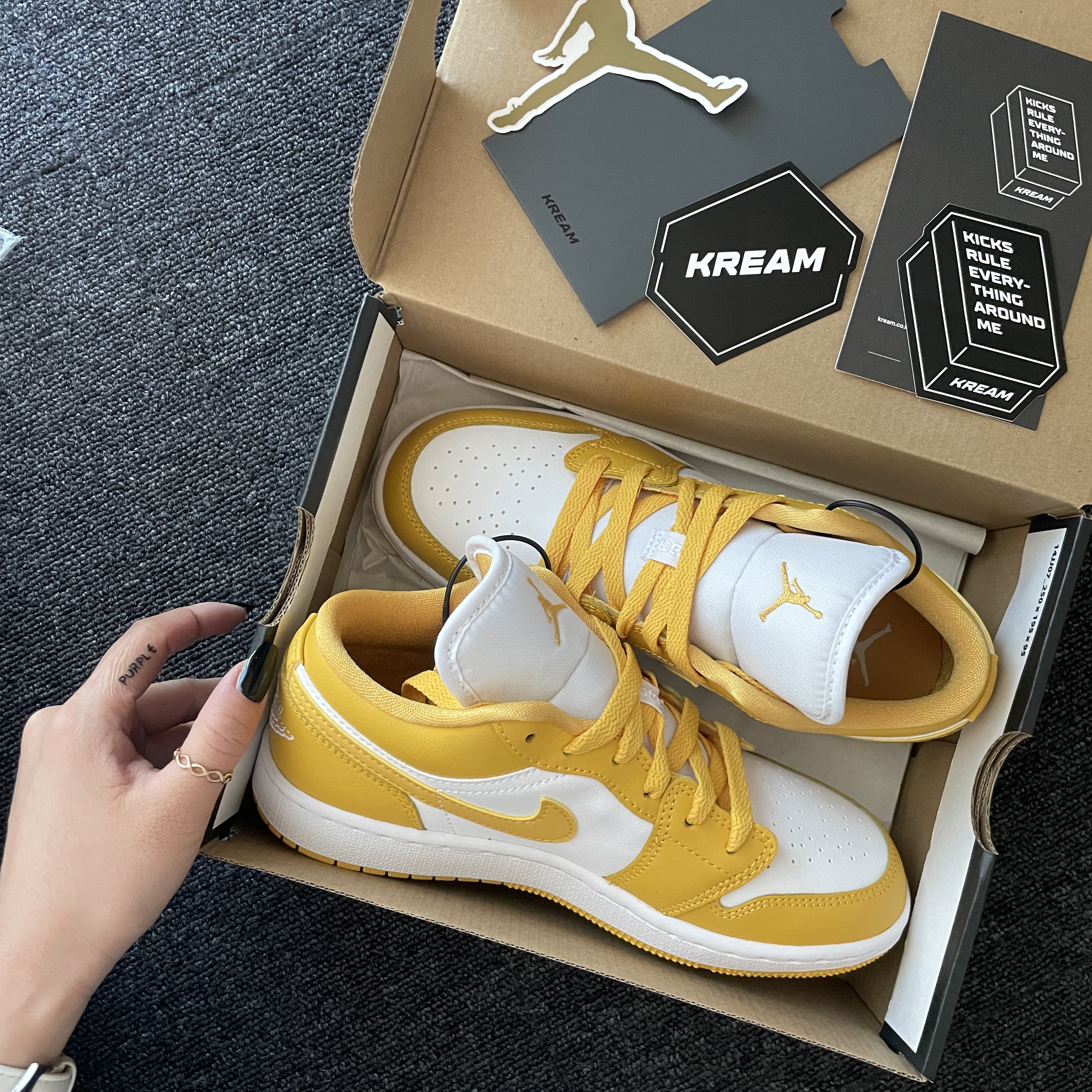 (GS) Jordan 1 Low Pollen 착용 스타일 - 1