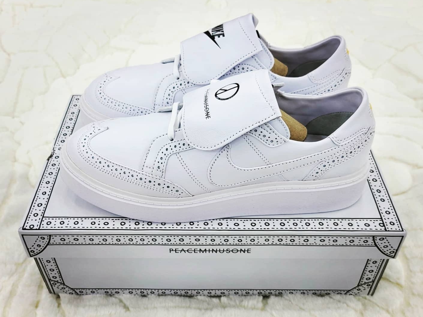 Nike x Peaceminusone Kwondo1 White 착용 스타일 - 2