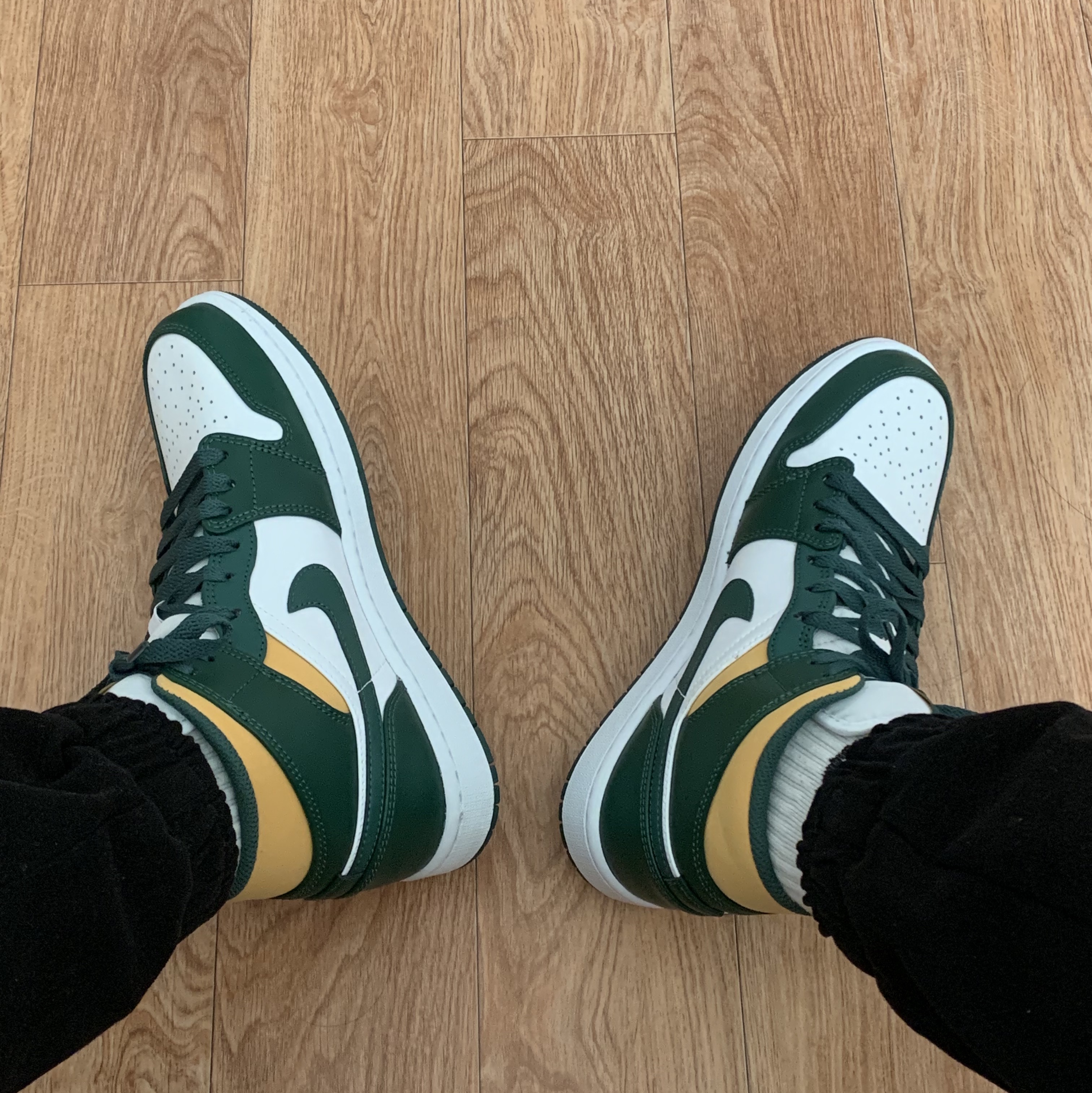 Jordan 1 Mid Sonics 2021 착용 스타일 - 2