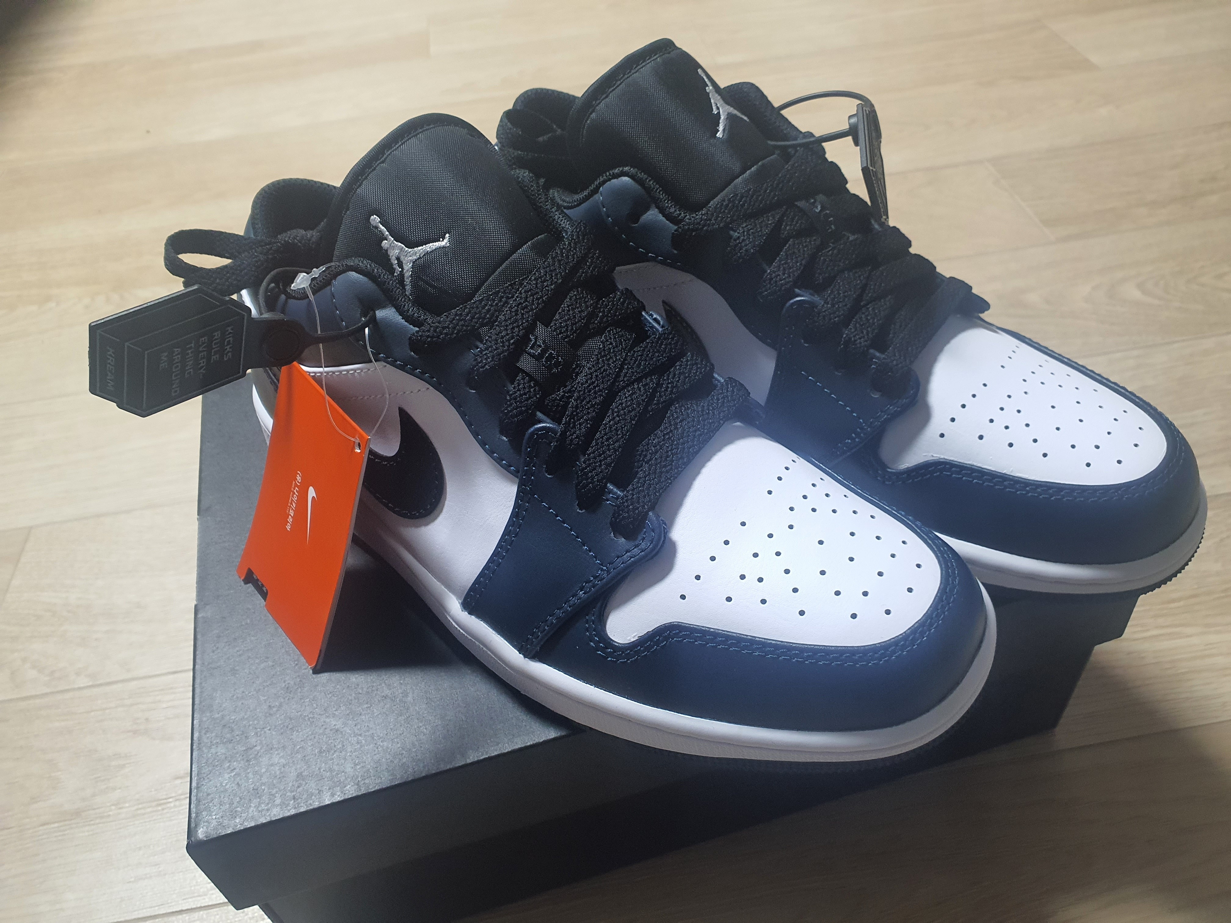 Jordan 1 Low Dark Teal 착용 스타일