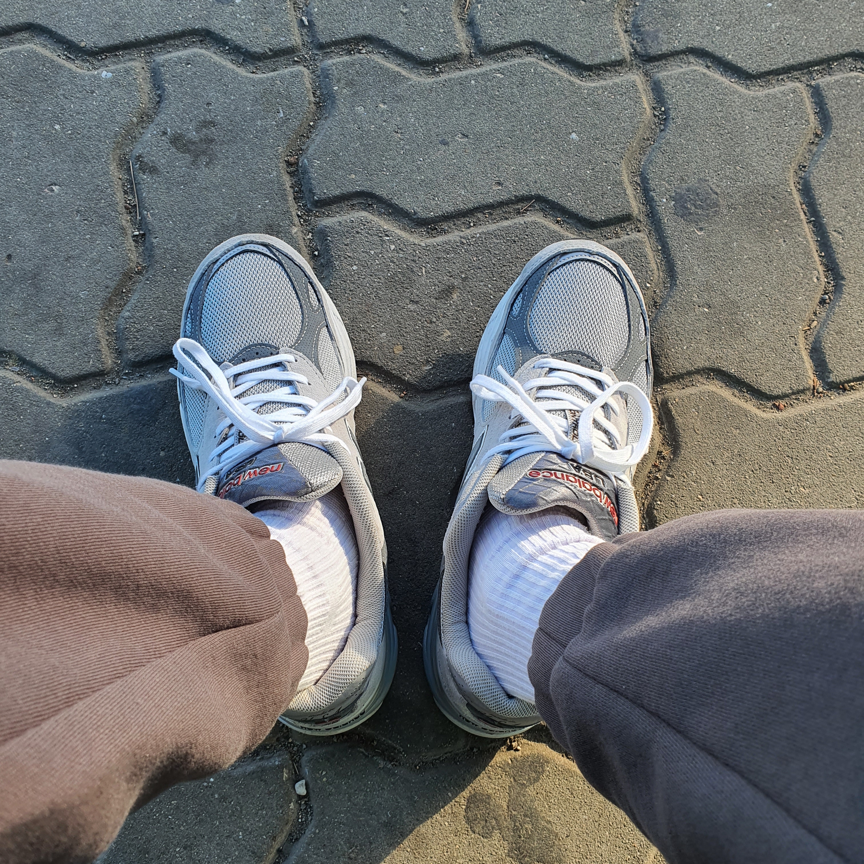 New Balance 990v3 Made in USA Grey - D Standard 착용 스타일 - 2