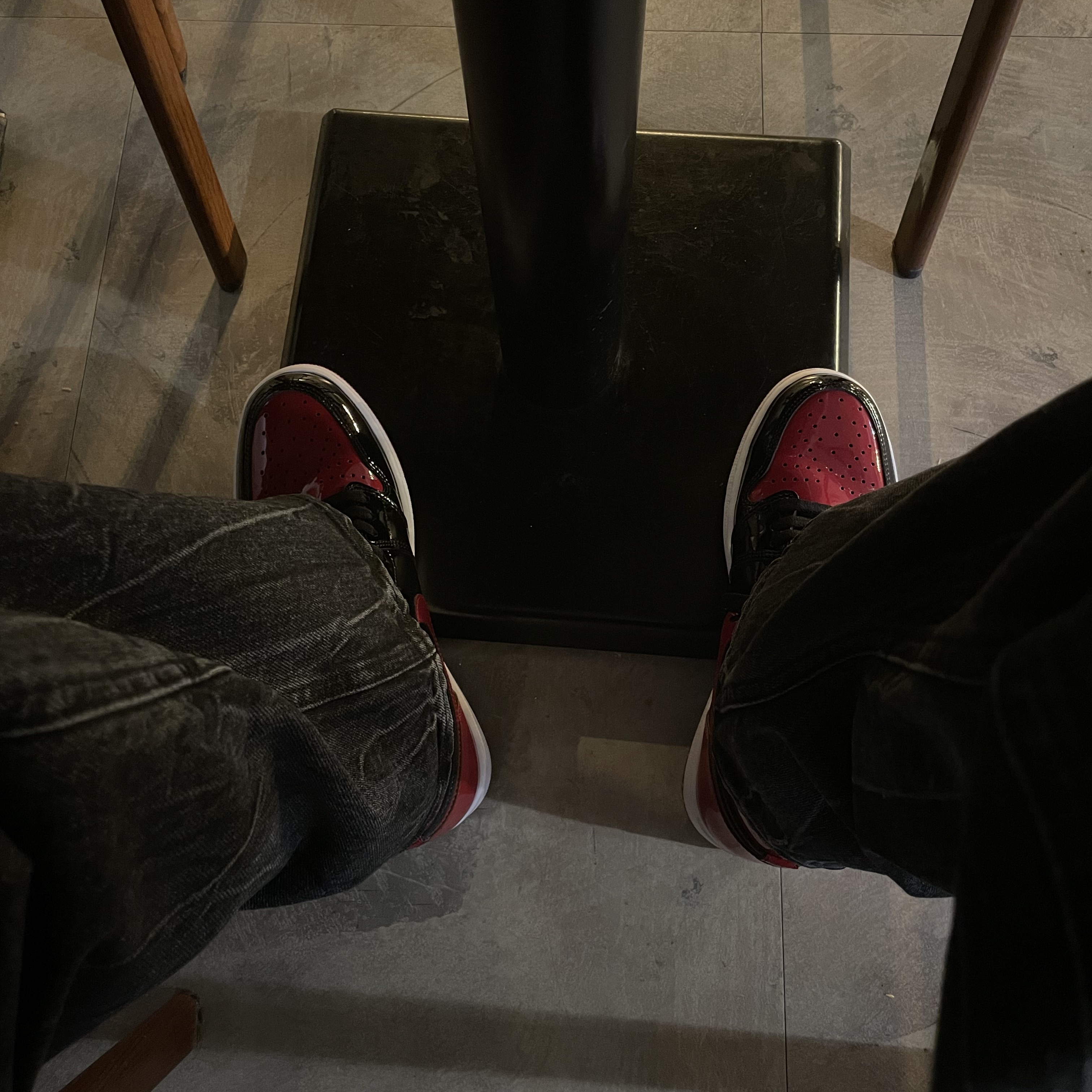Jordan 1 Retro High OG Patent Bred 착용 스타일