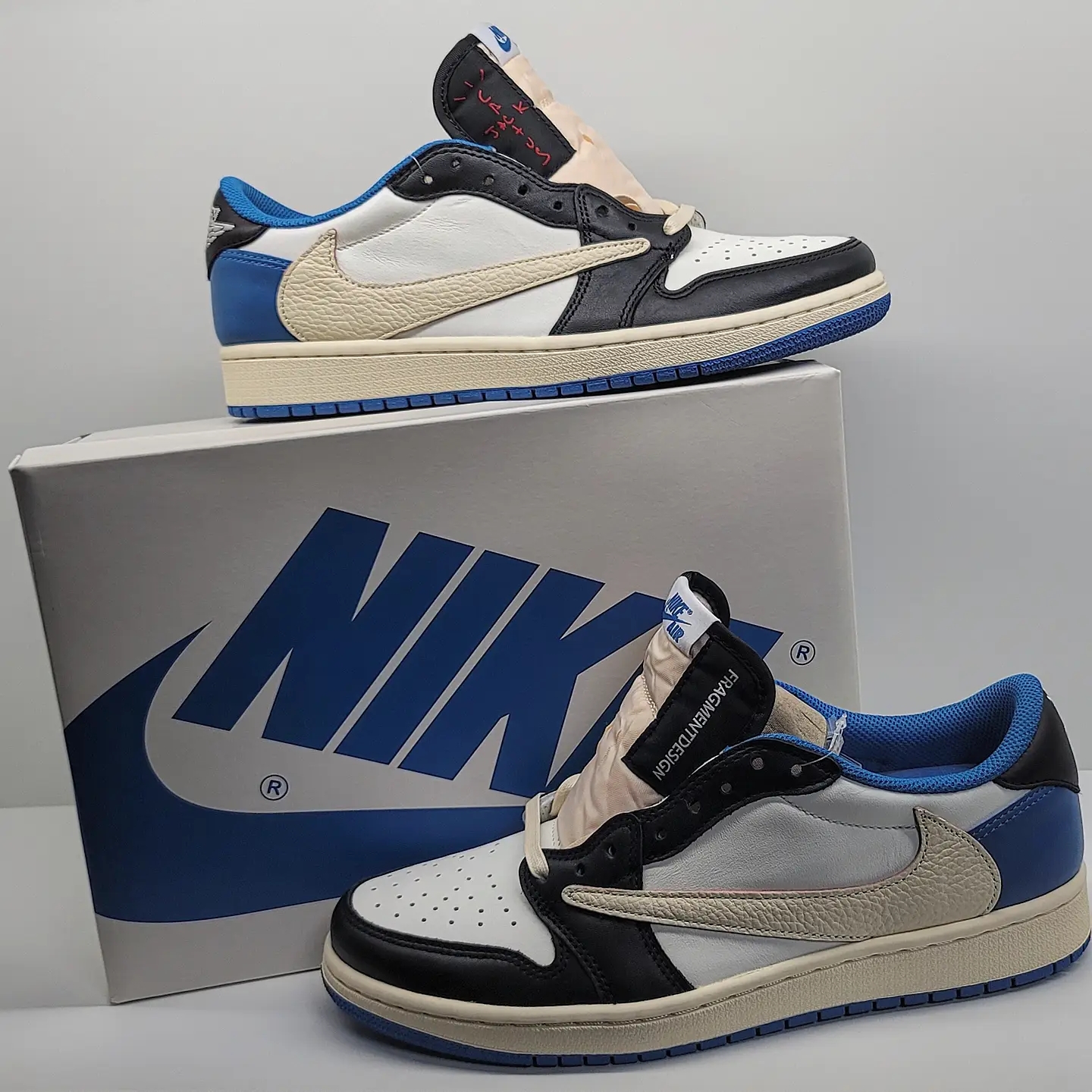 Jordan 1 x Travis Scott x Fragment Retro Low OG SP Military Blue 착용 스타일 - 1